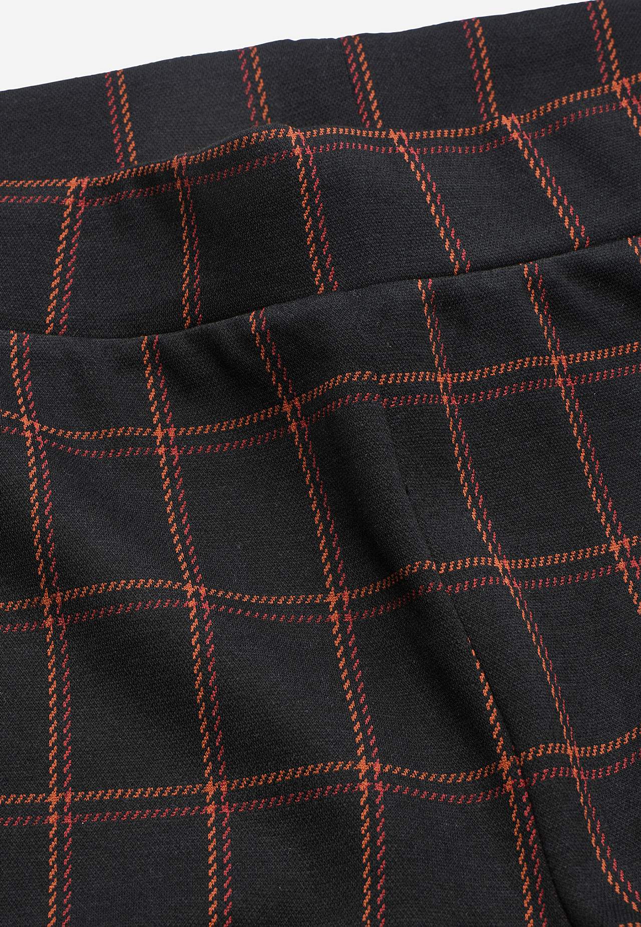 Kraciaste legginsy