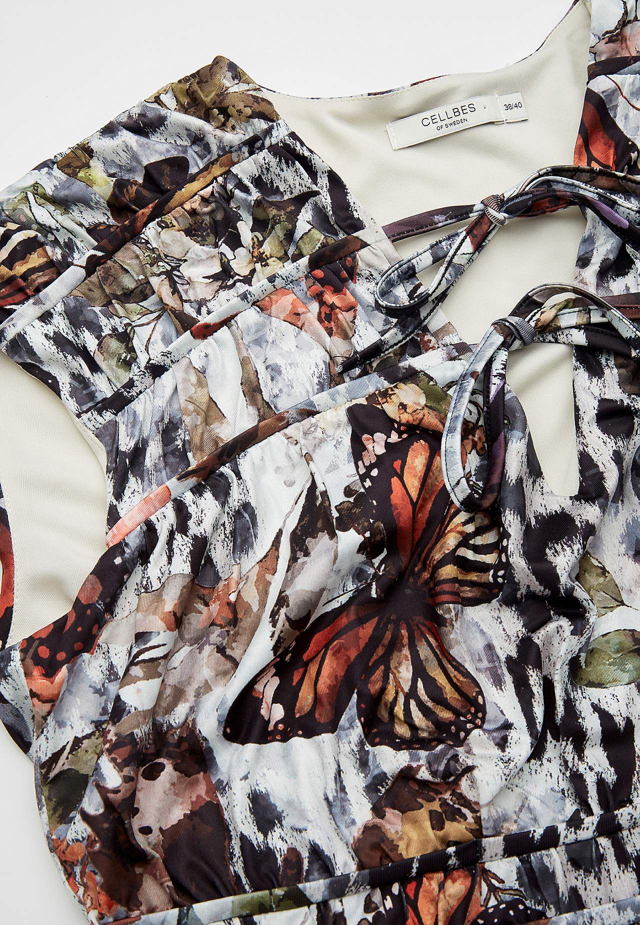 Sukienka bez rękawów