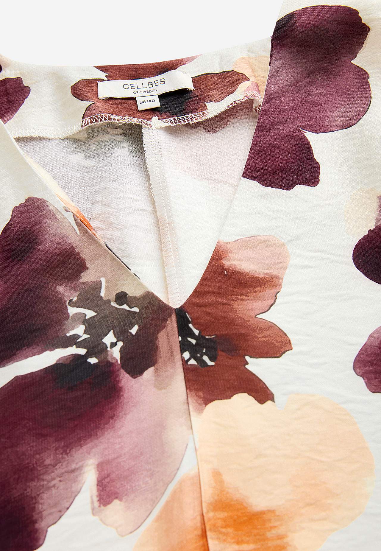 Przewiewna i wielofunkcyjna sukienka kimono