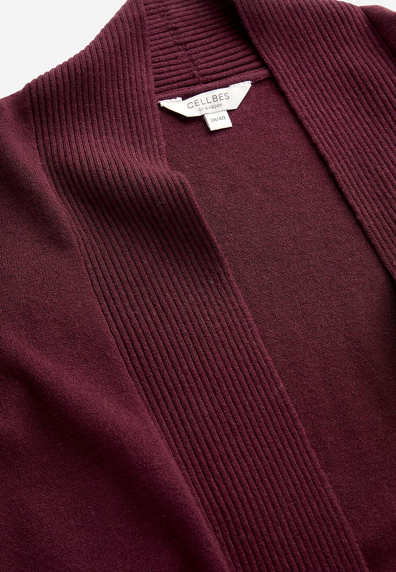Rozpinany sweter cienko dziergany
