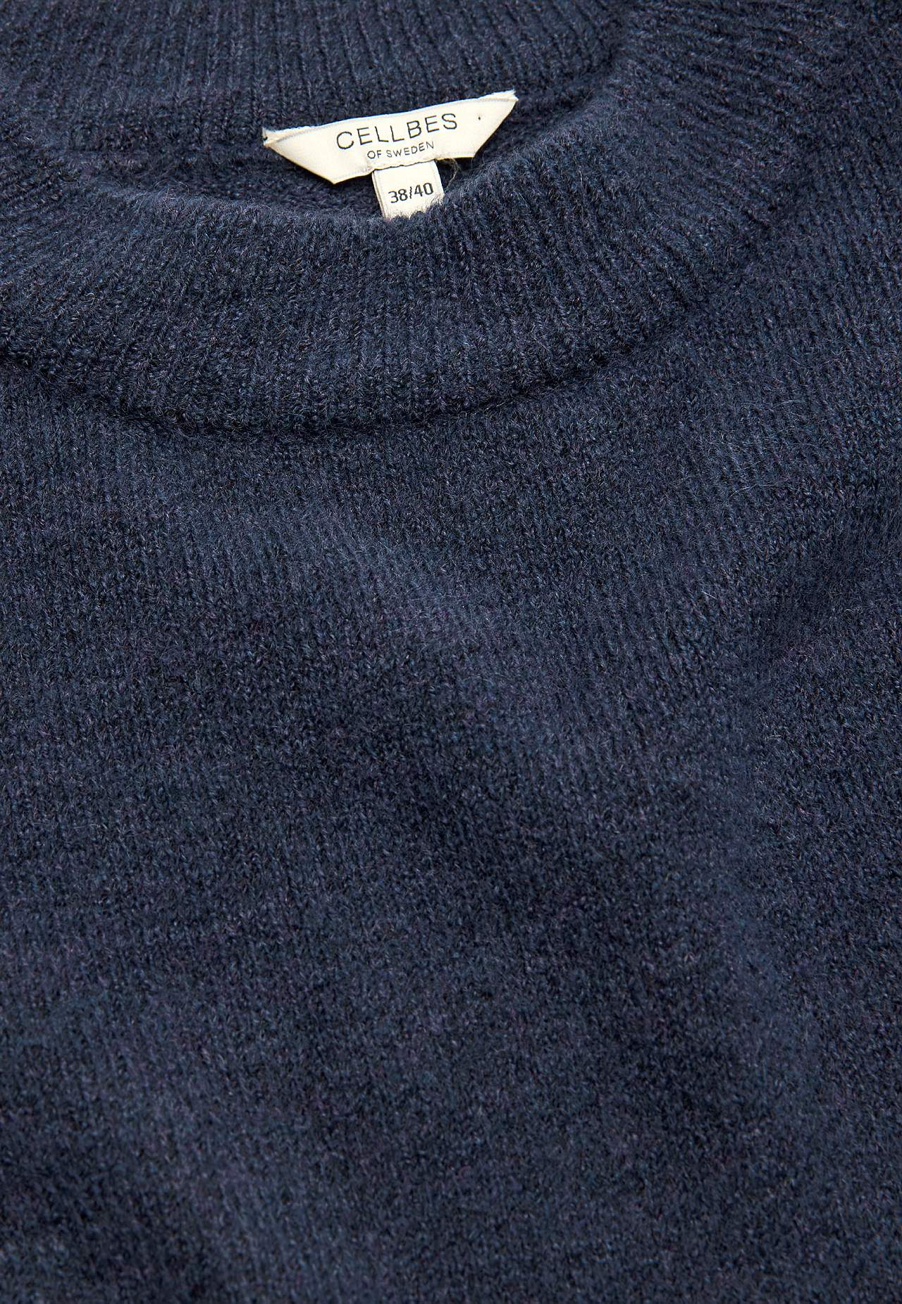 Dzianinowy sweter z okrągłym dekoltem