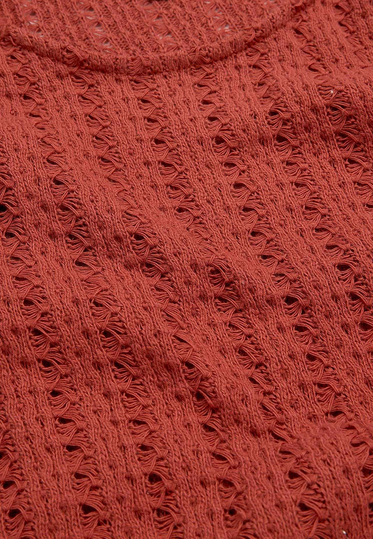 Top z dżerseju z ażurowym wzorem