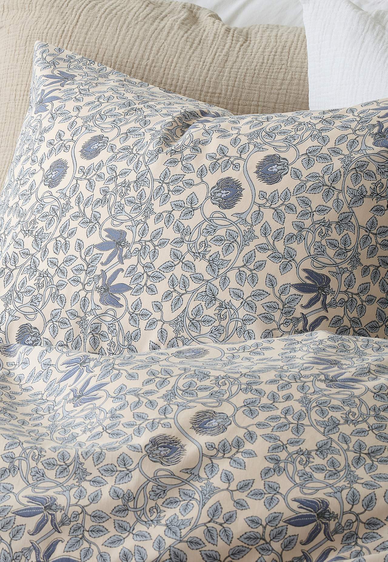 Zestaw poszewek na kołdrę z małymi kwiatami 150x210 cm