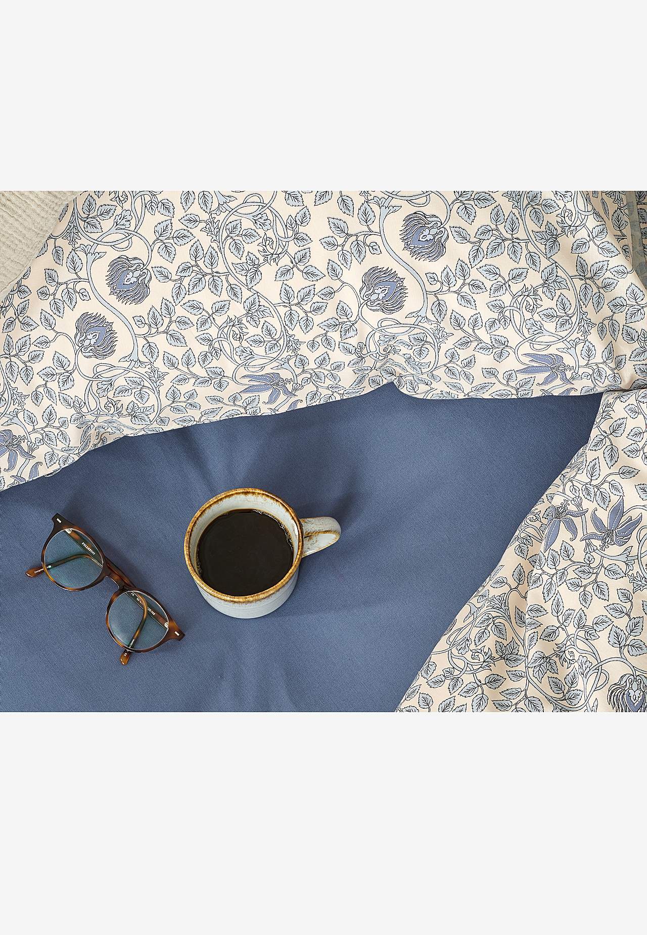 Zestaw poszewek na kołdrę z małymi kwiatami 150x210 cm