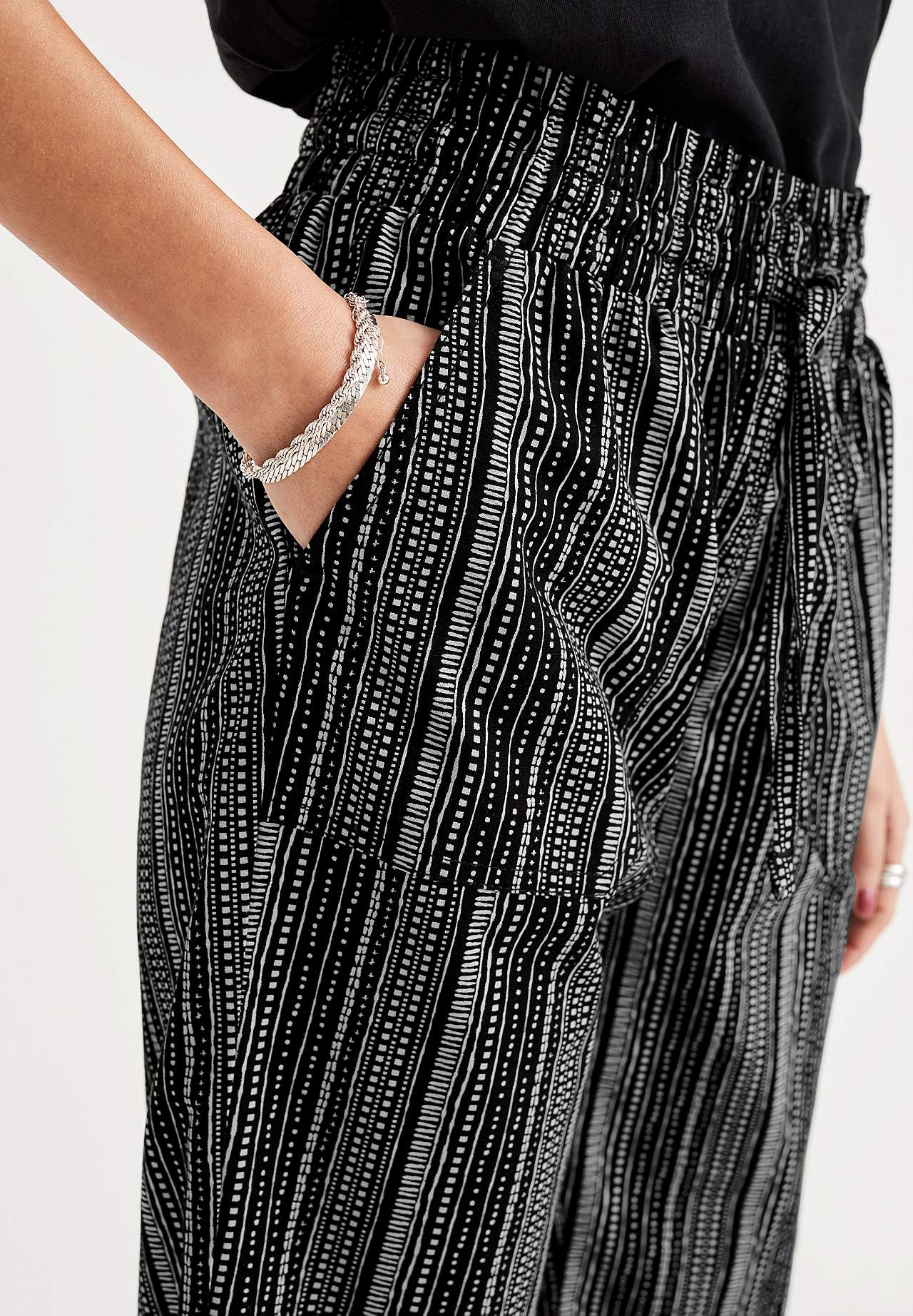 Spodnie capri z bawełny z efektem sprania Jade