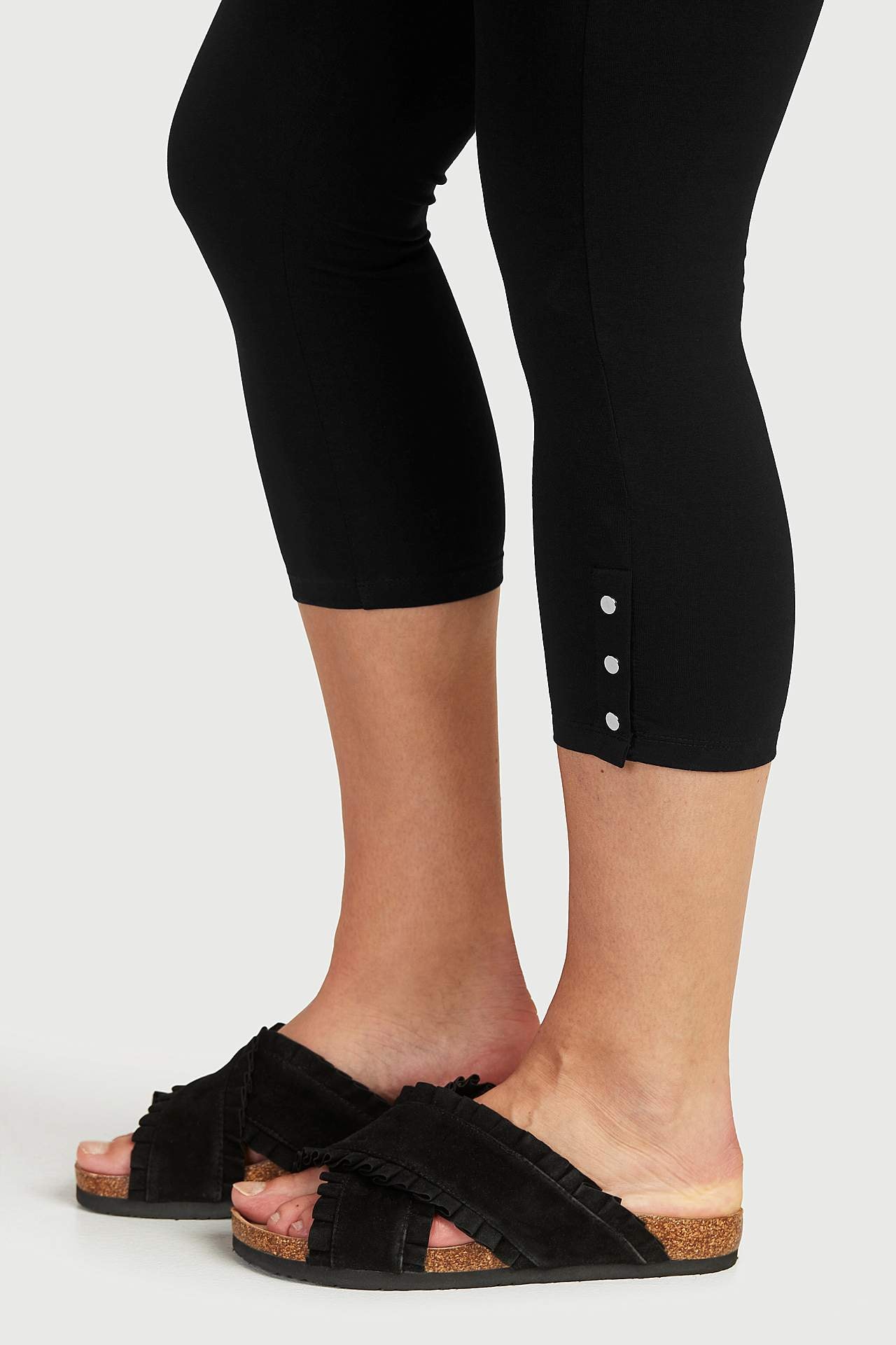Legginsy rybaczki z miłymi detalami z guzikami Milly 2 sztuki