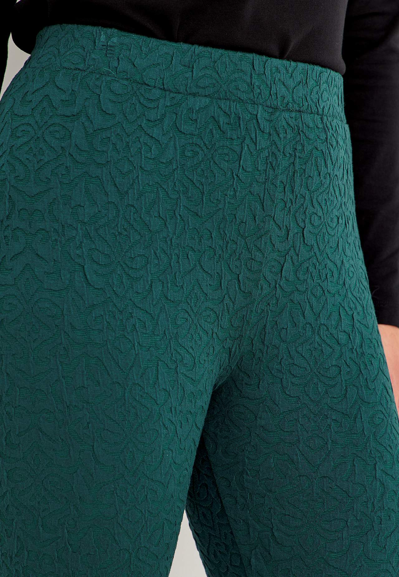 Legginsy z wzorem strukturalnym