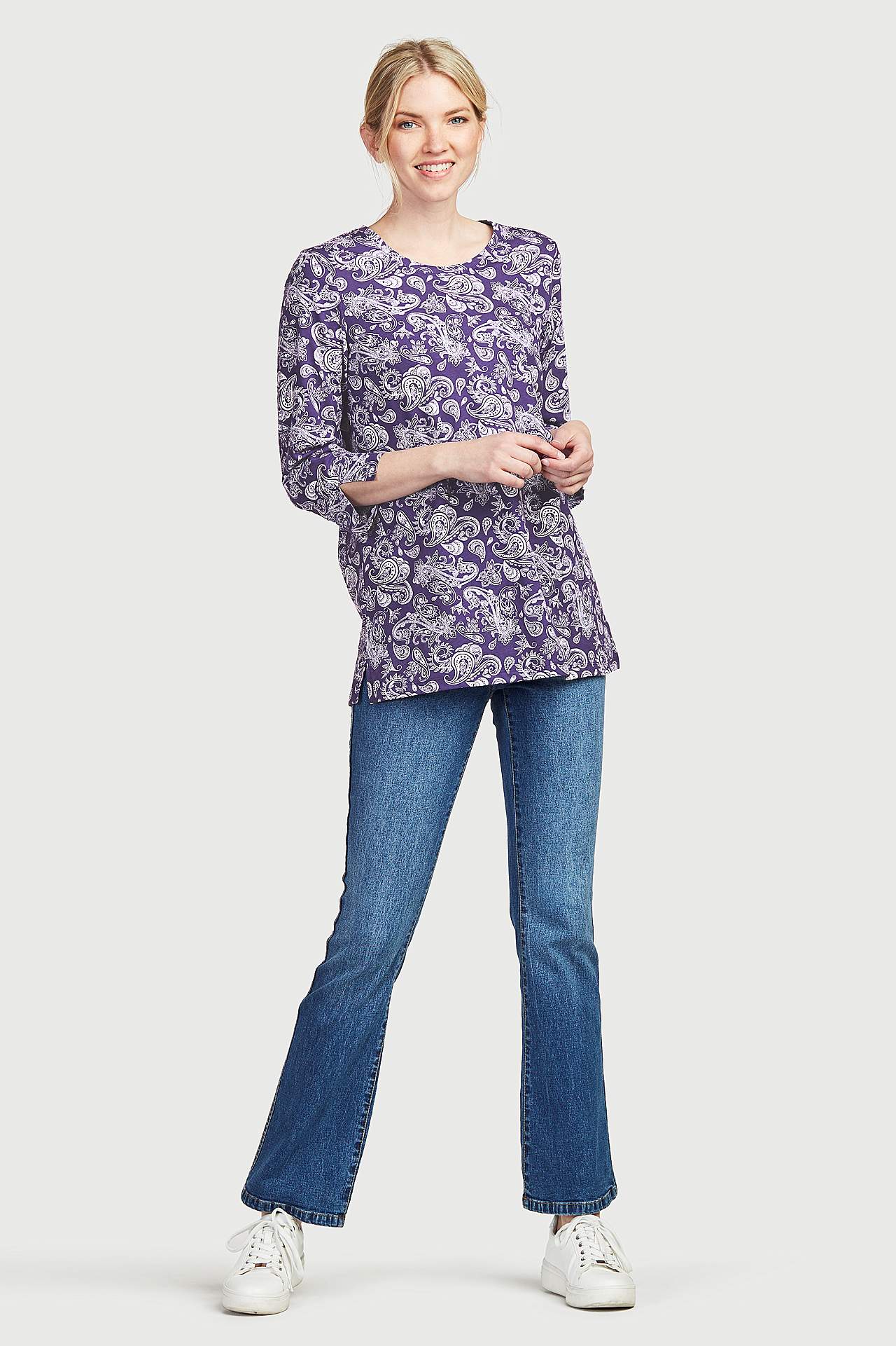 Dżinsy z rozszerzanymi nogawkami