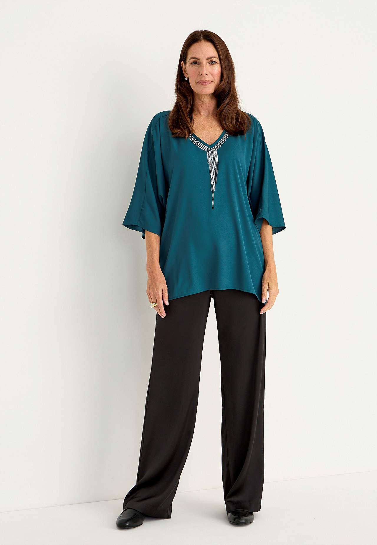 Bluzka na imprezę z detalami ćwieków