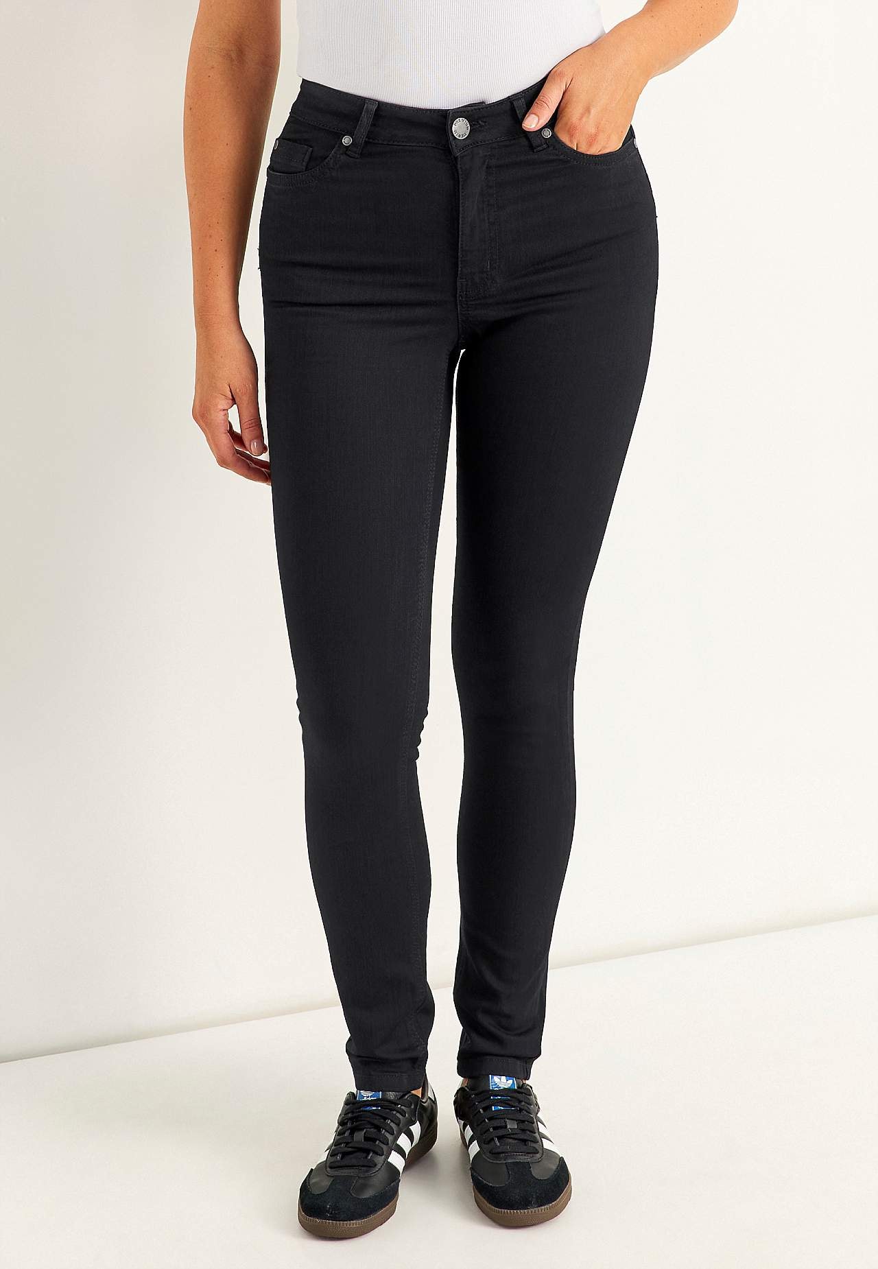 Dżinsy ze superelastycznego dżinsu Ella