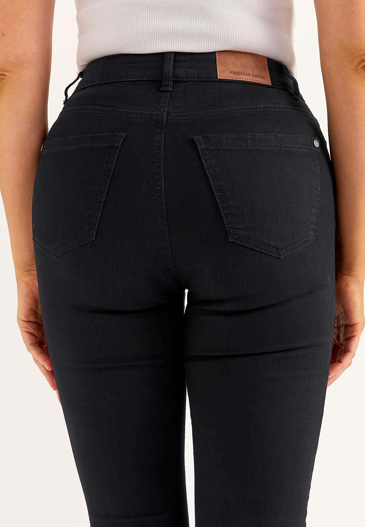 Dżinsy ze superelastycznego dżinsu Ella