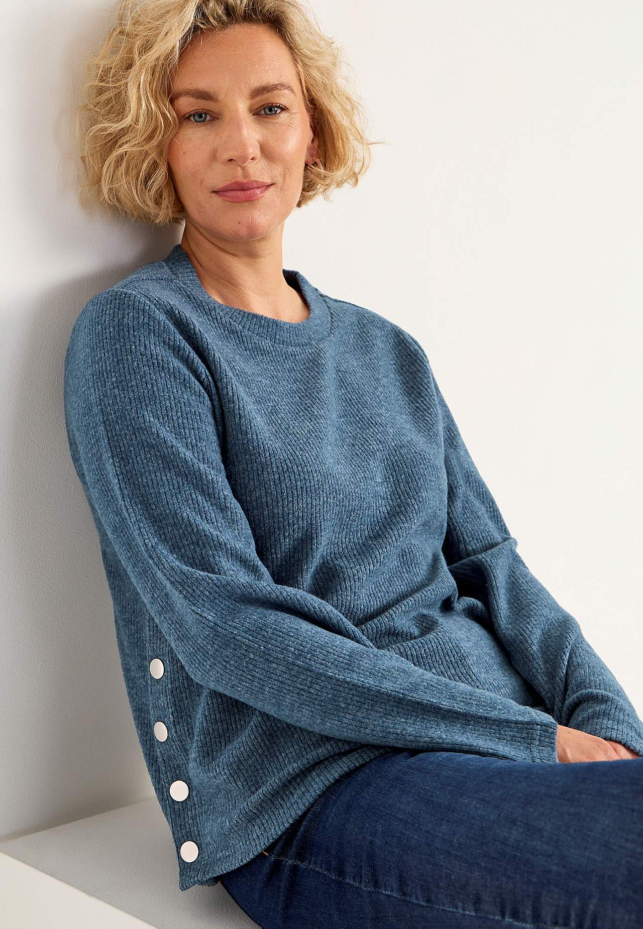 Super miękki sweter z guzikami