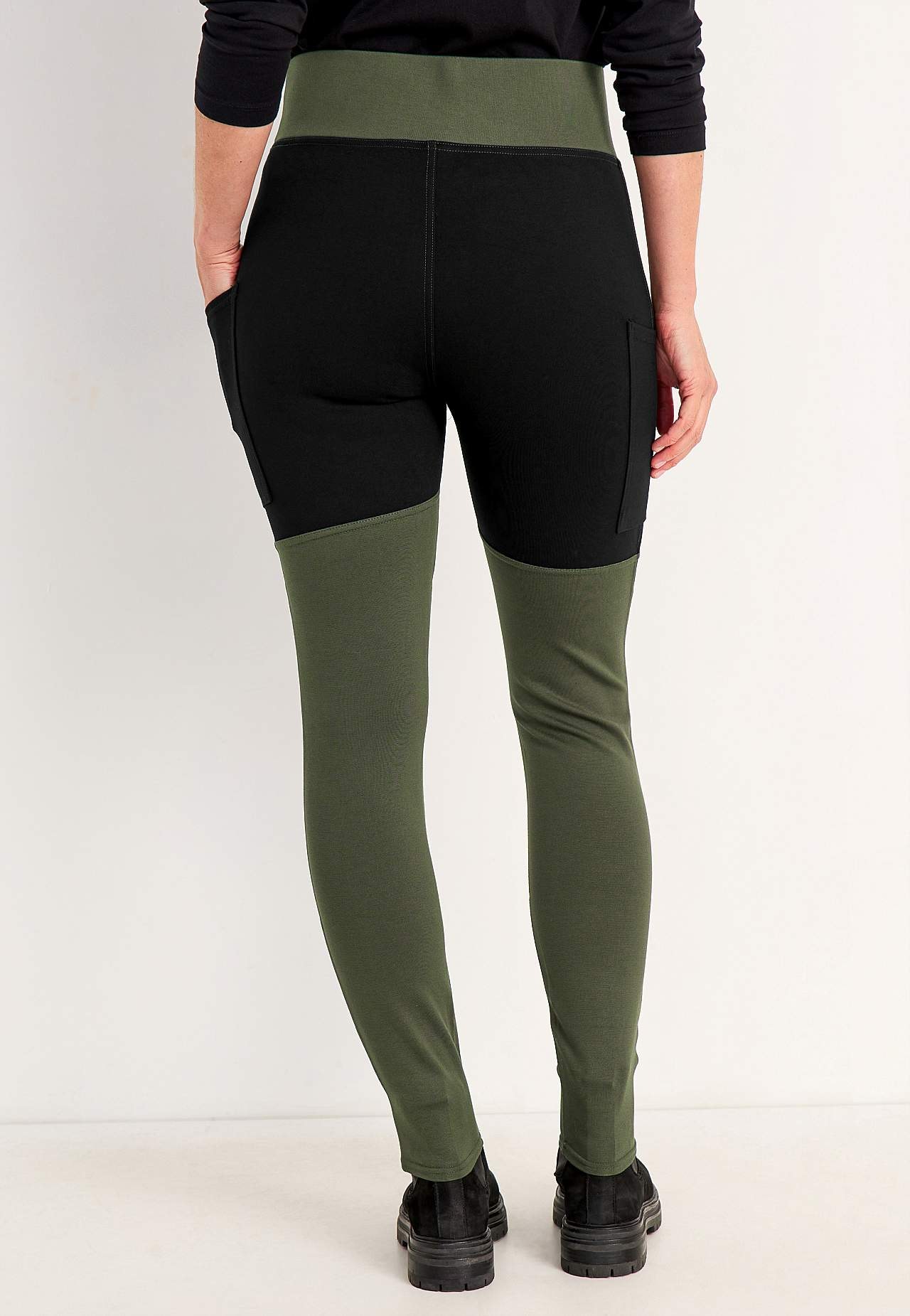 Legginsy z bocznymi kieszeniami