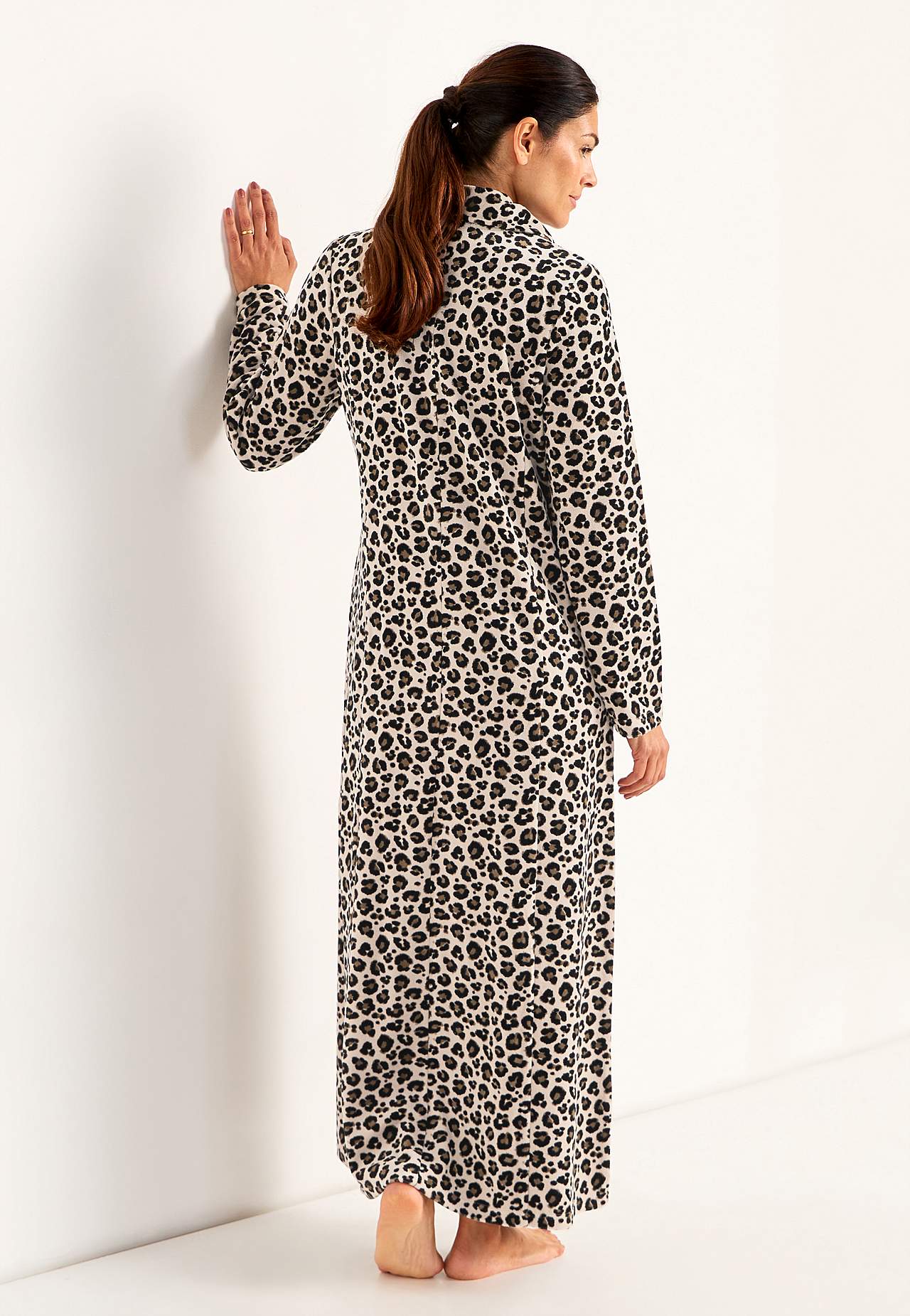 Welurowy i długi szlafrok Wilma