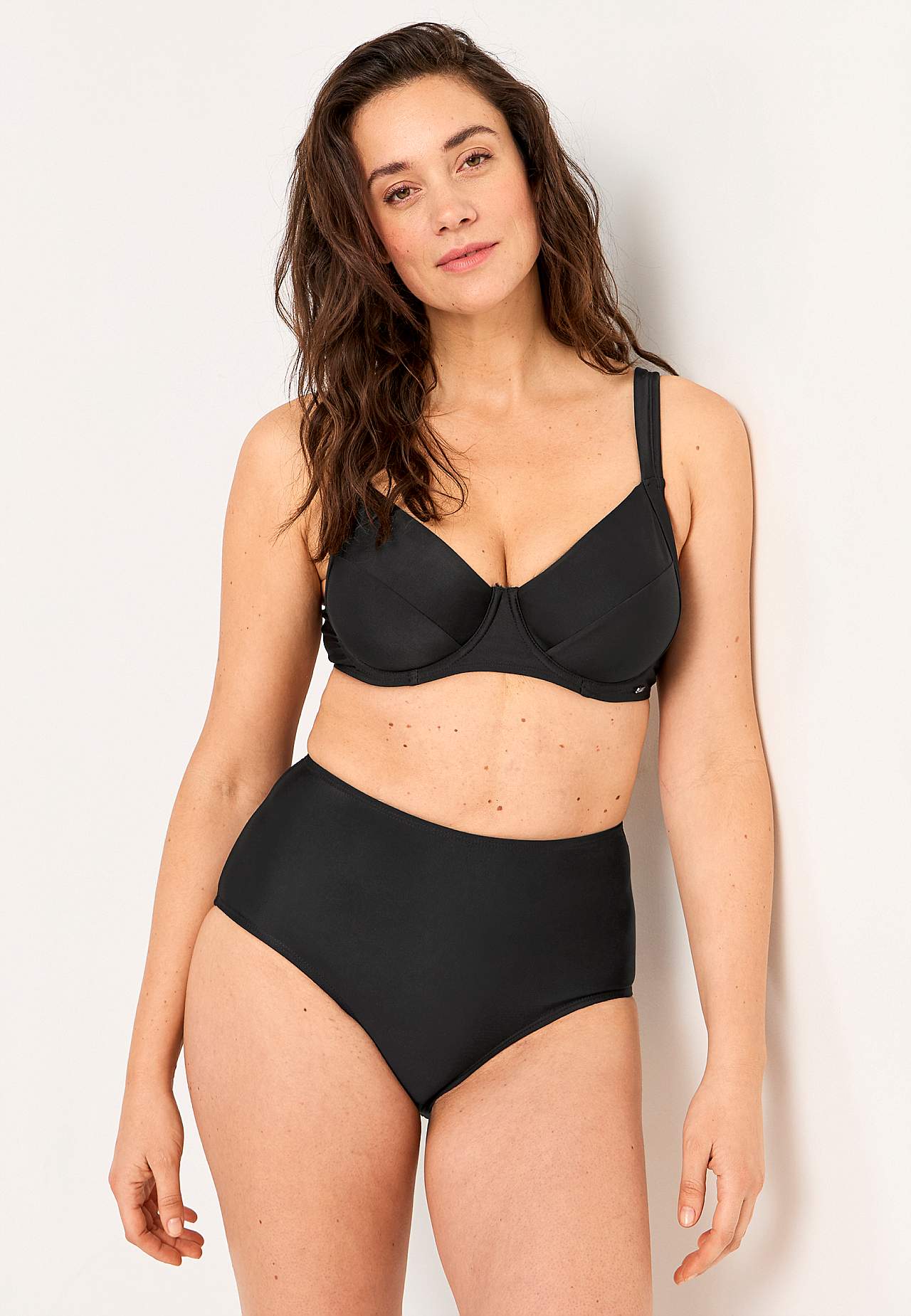 Nieuszytwniony biustonosz bikini Umeå