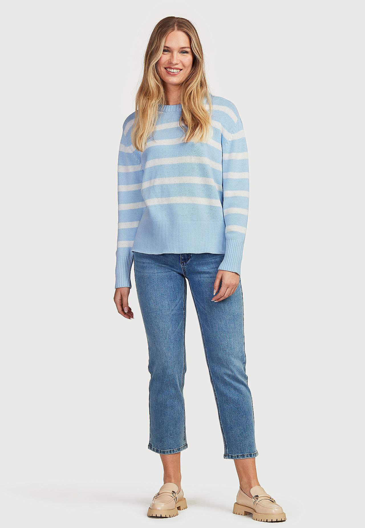 Pasiasty i krótki sweter Filippa
