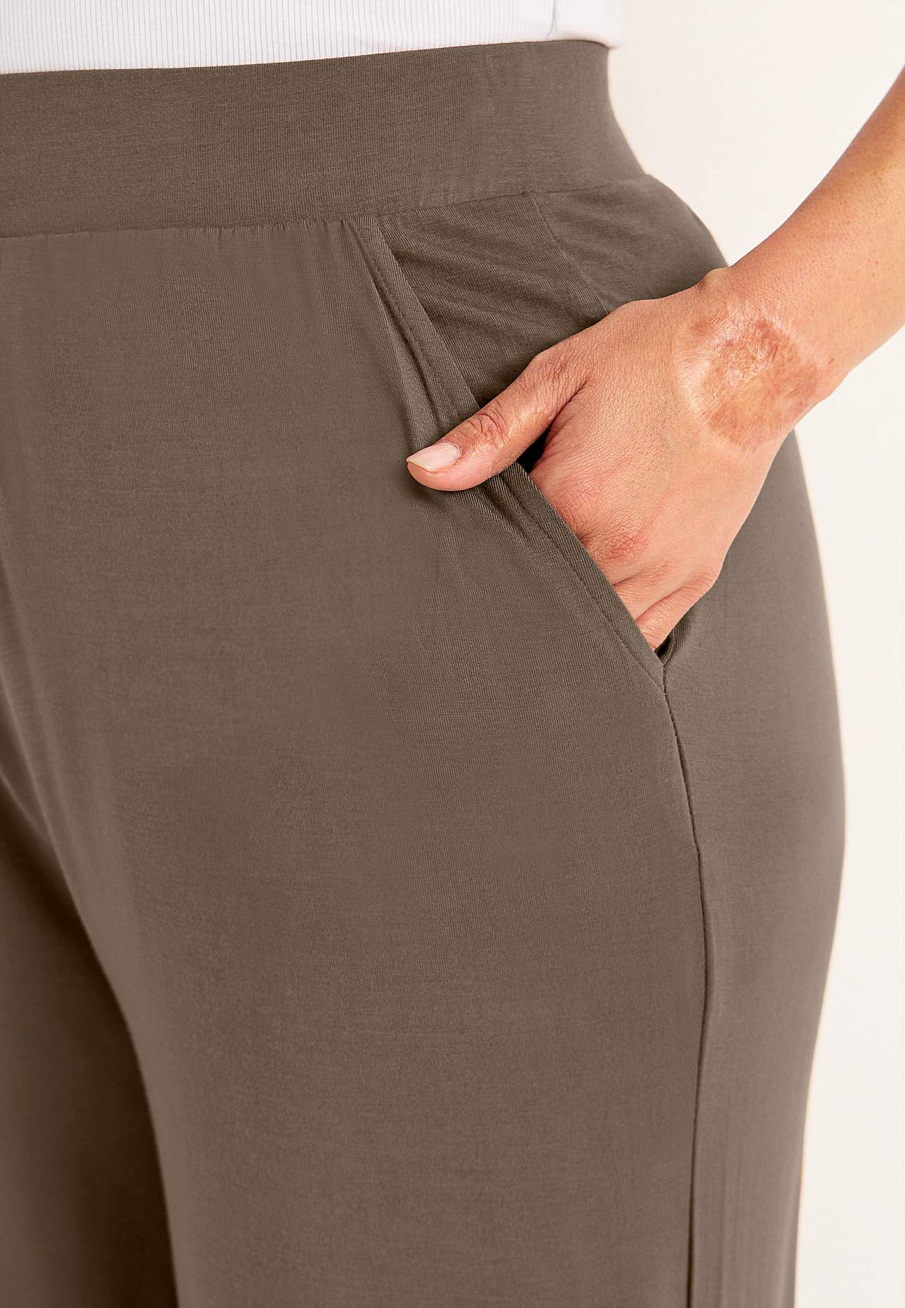 Szerokie spodnie z dżerseju