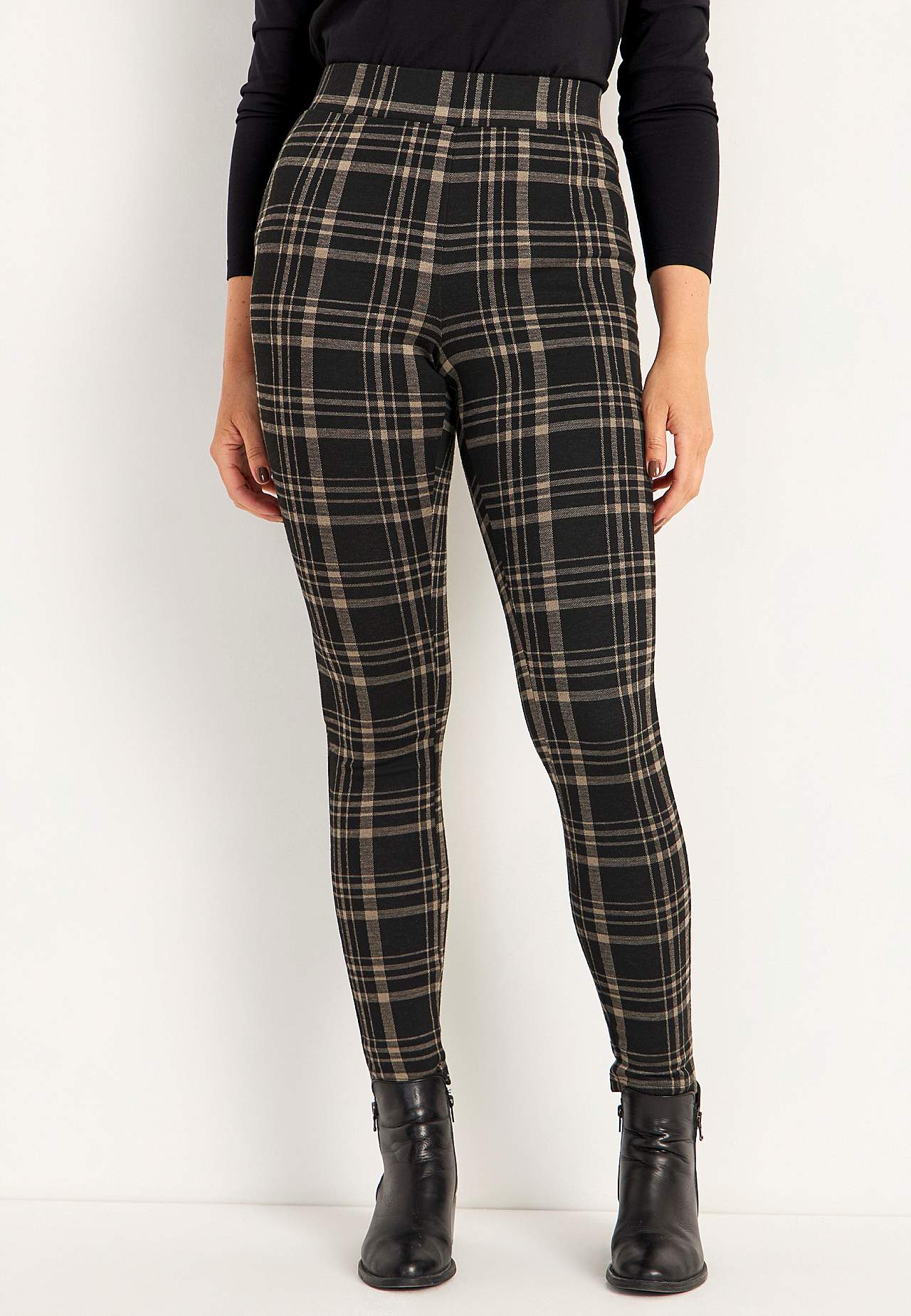 Kraciaste legginsy