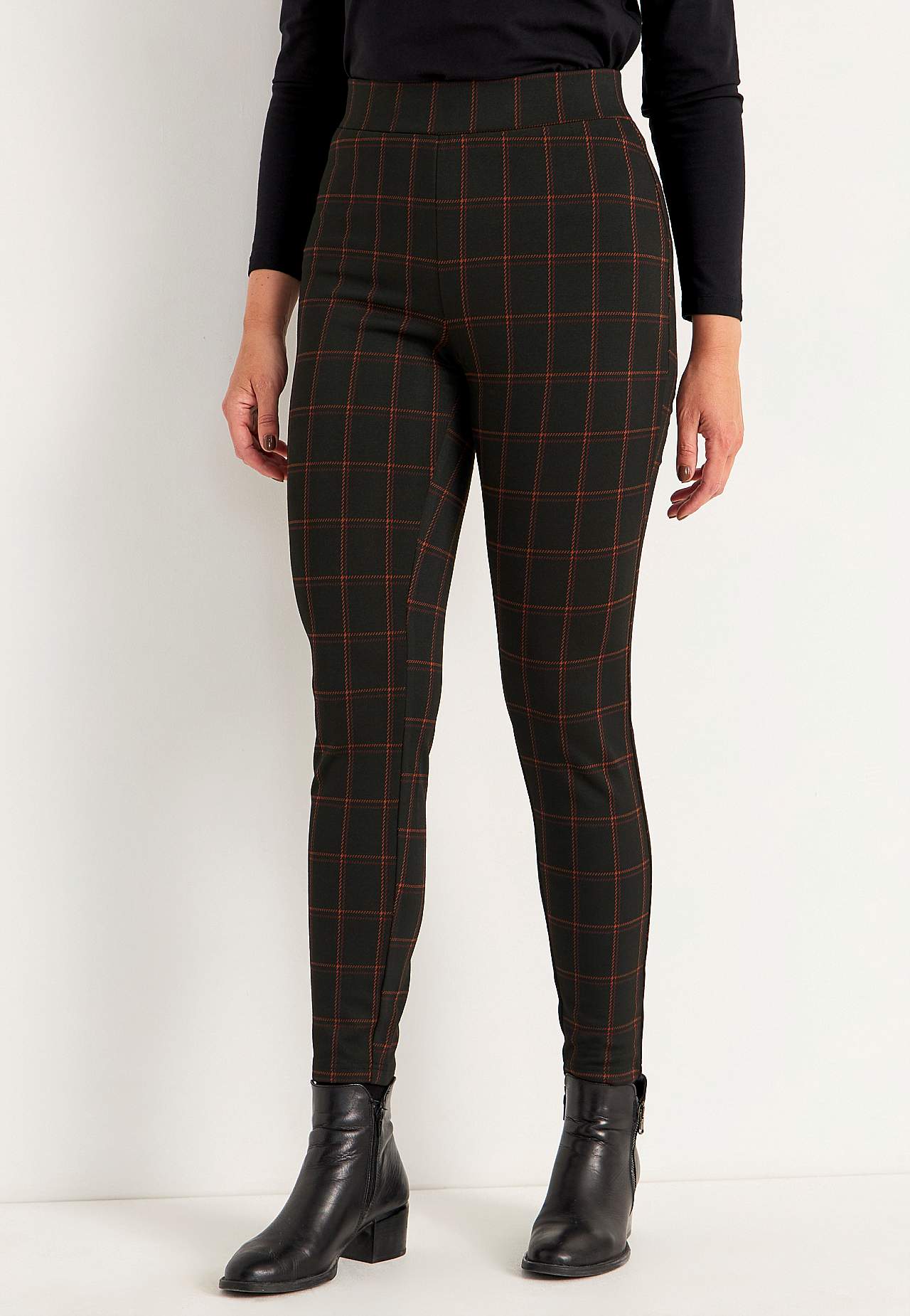 Kraciaste legginsy