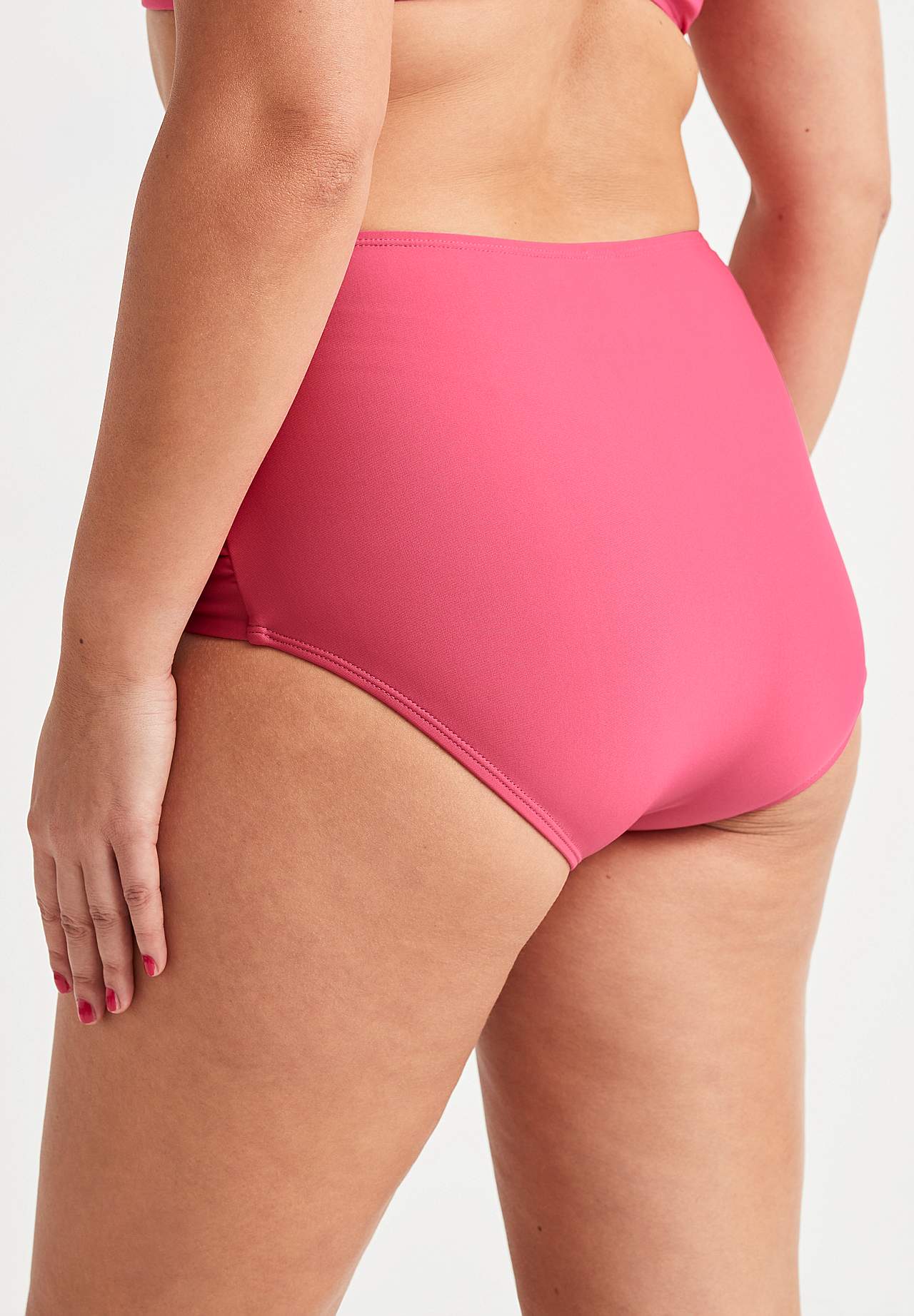 Dół bikini z wysokim stanem