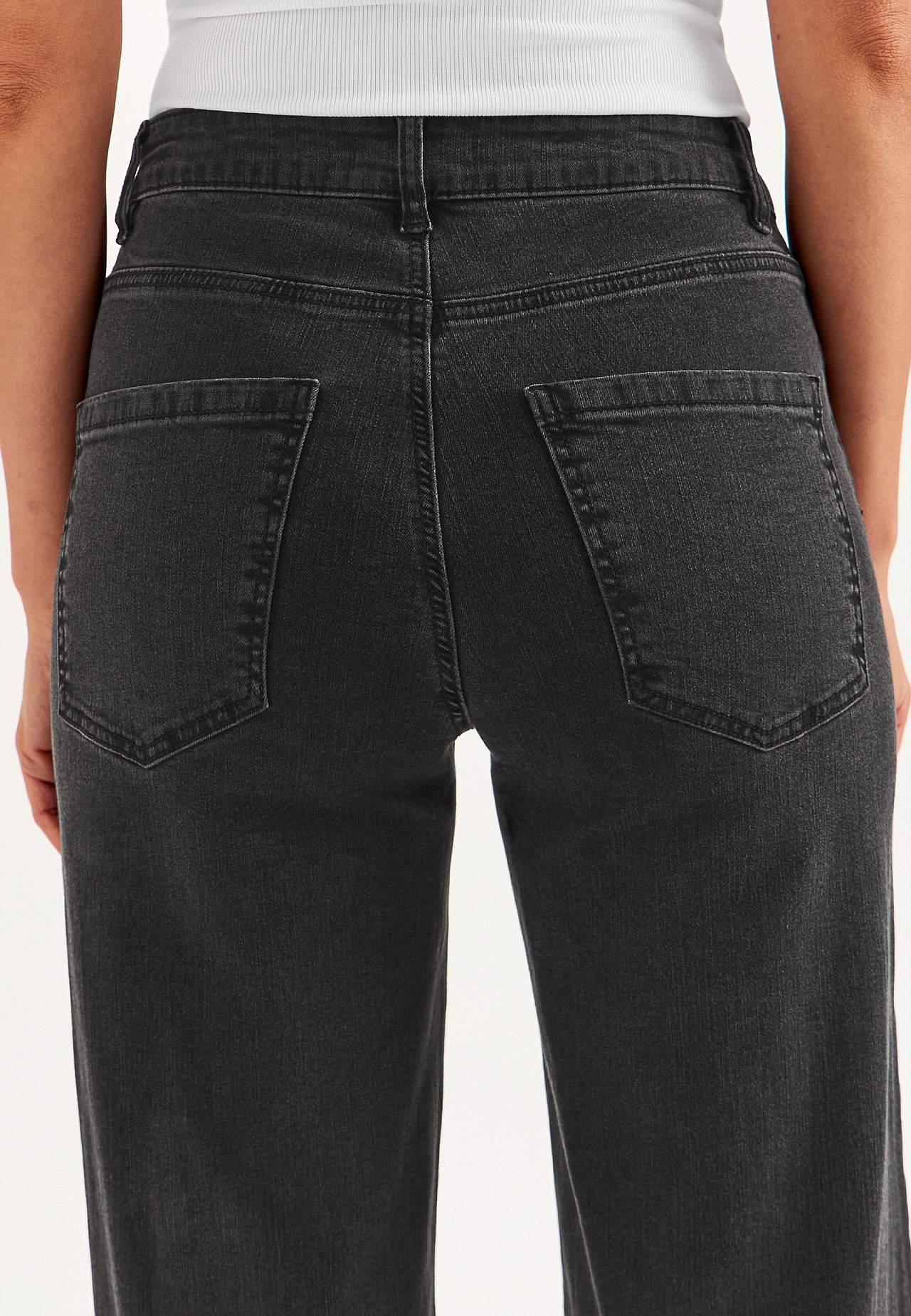 Szerokie dżinsy z wysoką talią Renata