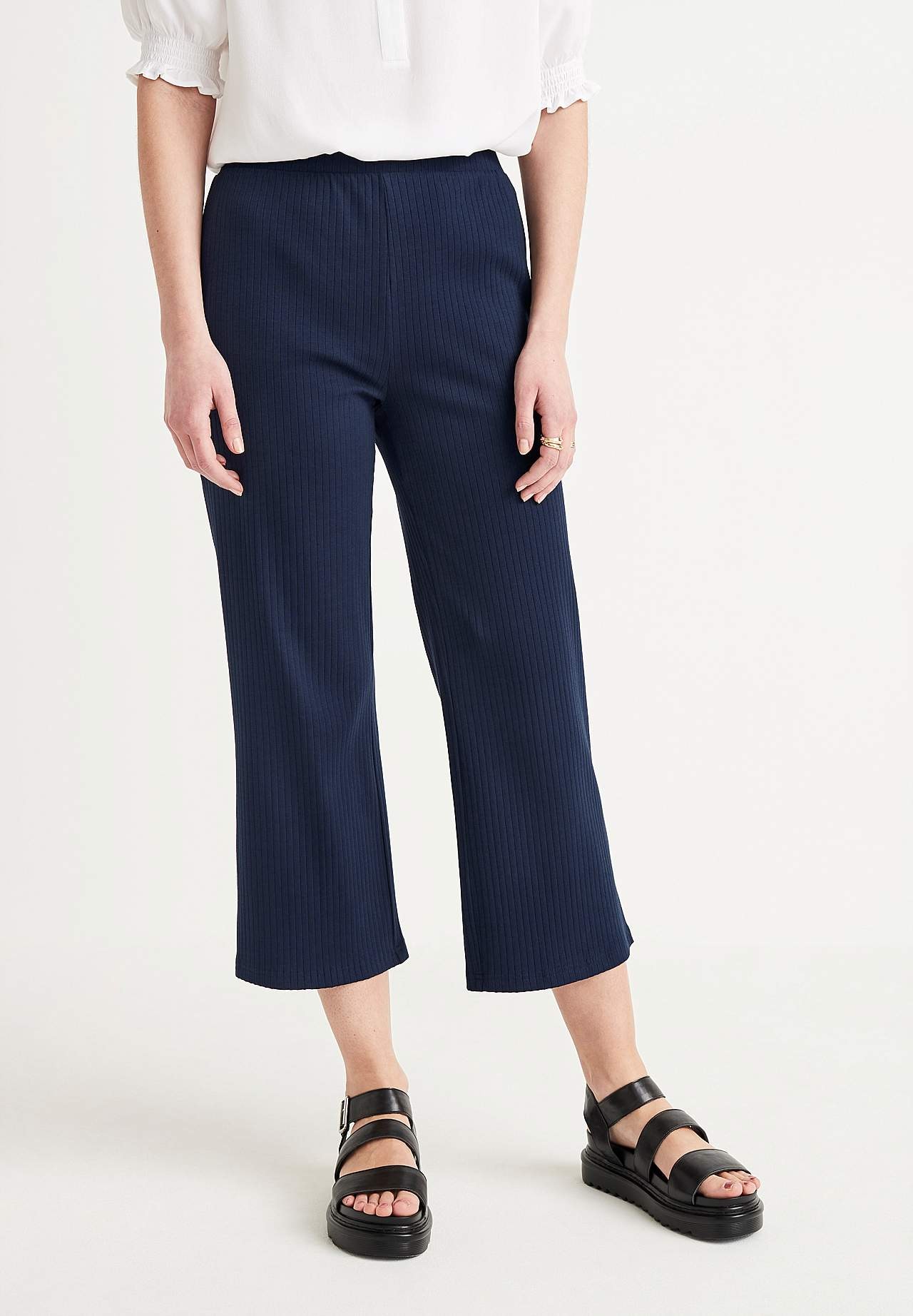 Prążkowane spodnie culottes