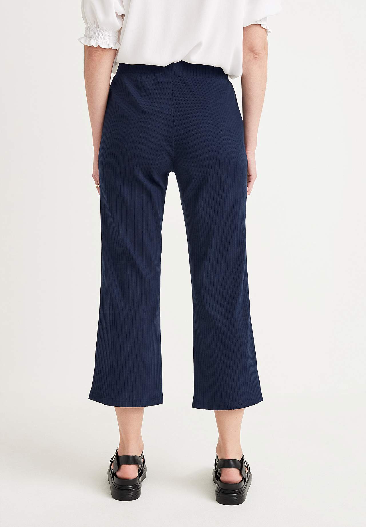 Prążkowane spodnie culottes