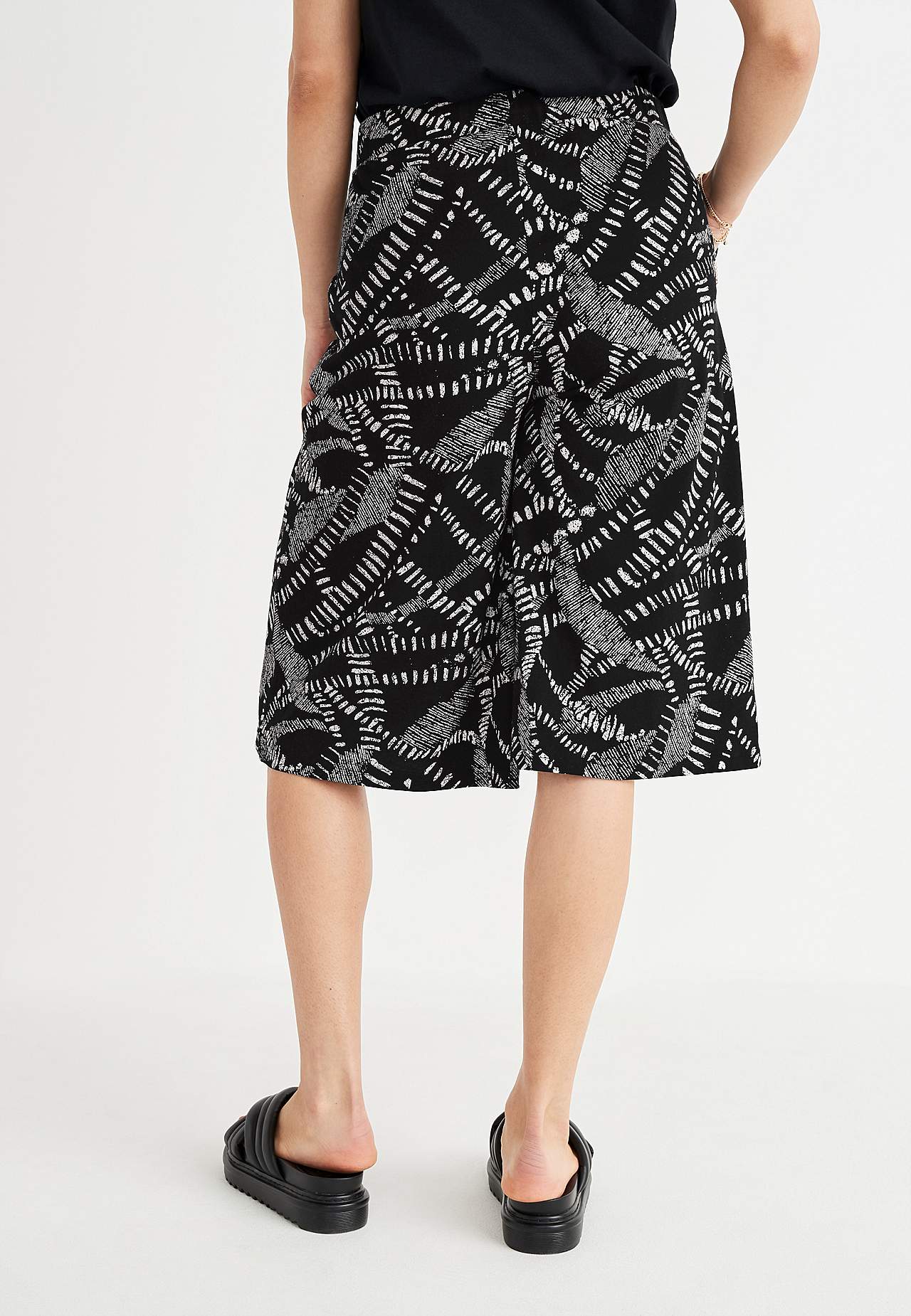Krótkie spodnie culottes