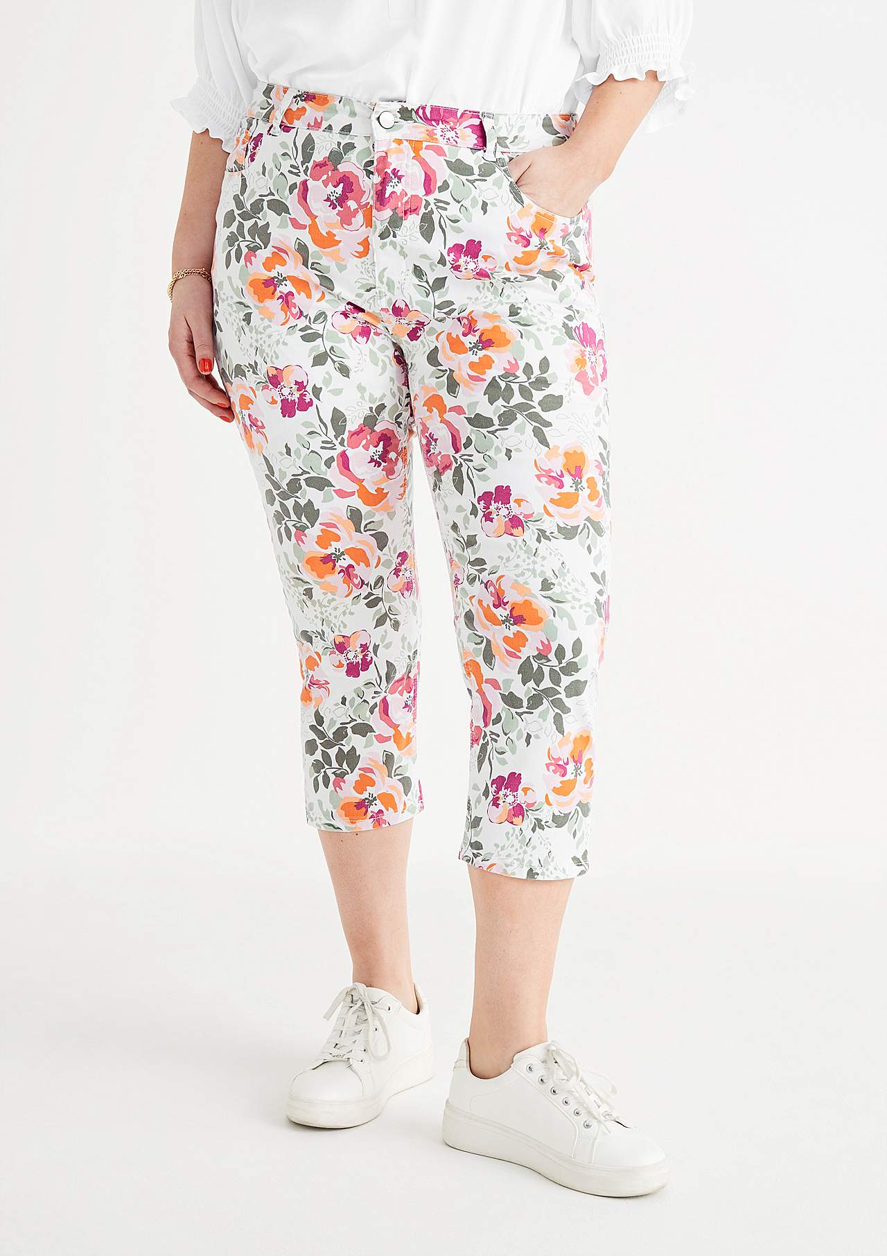 Spodnie capri w kwiaty