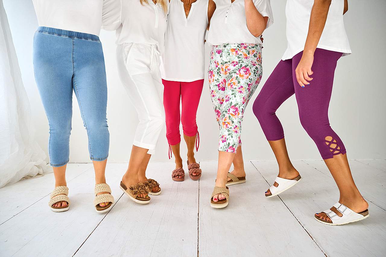 Spodnie capri w kwiaty