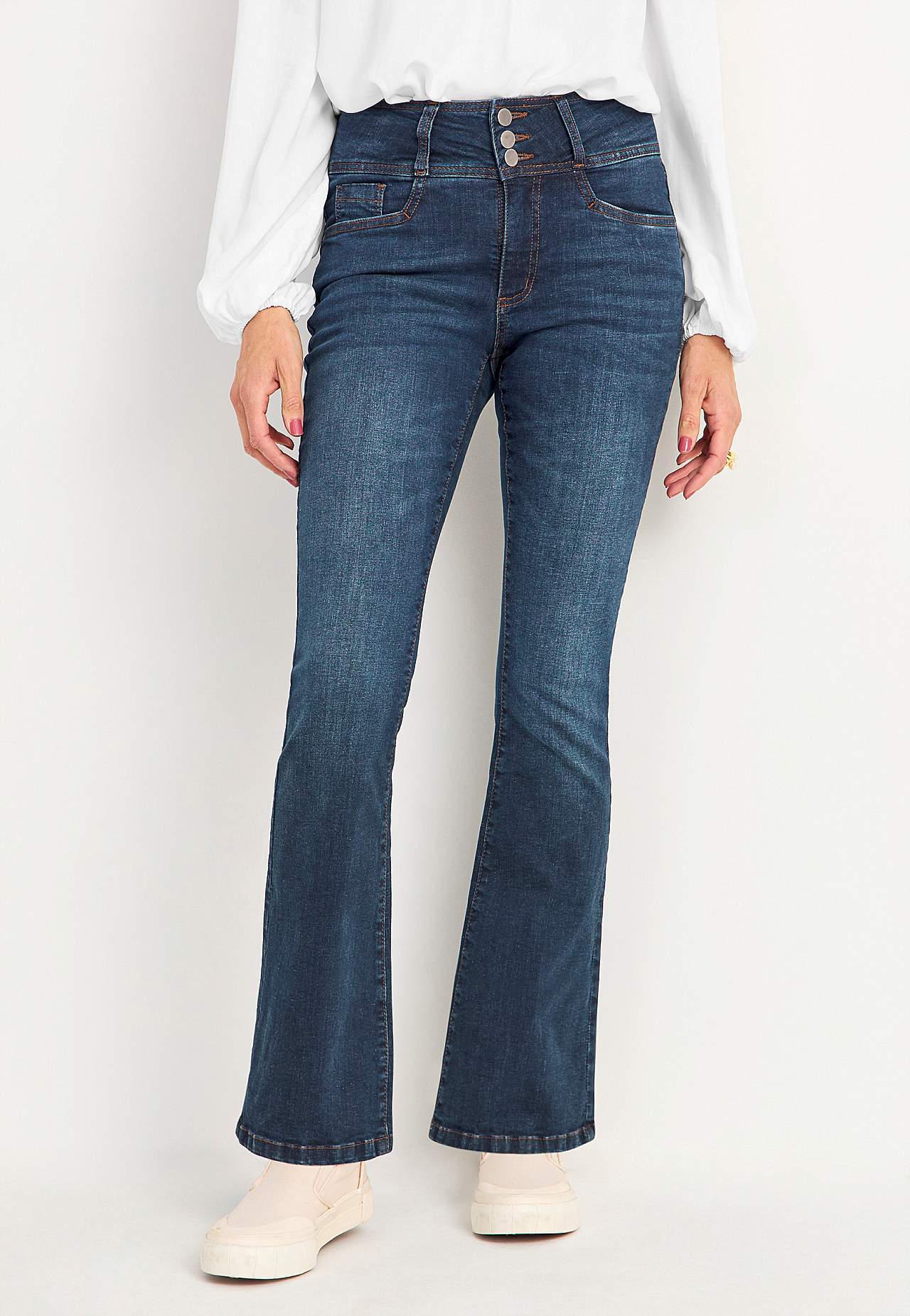 Jeansy bootcut z wysokim stanem