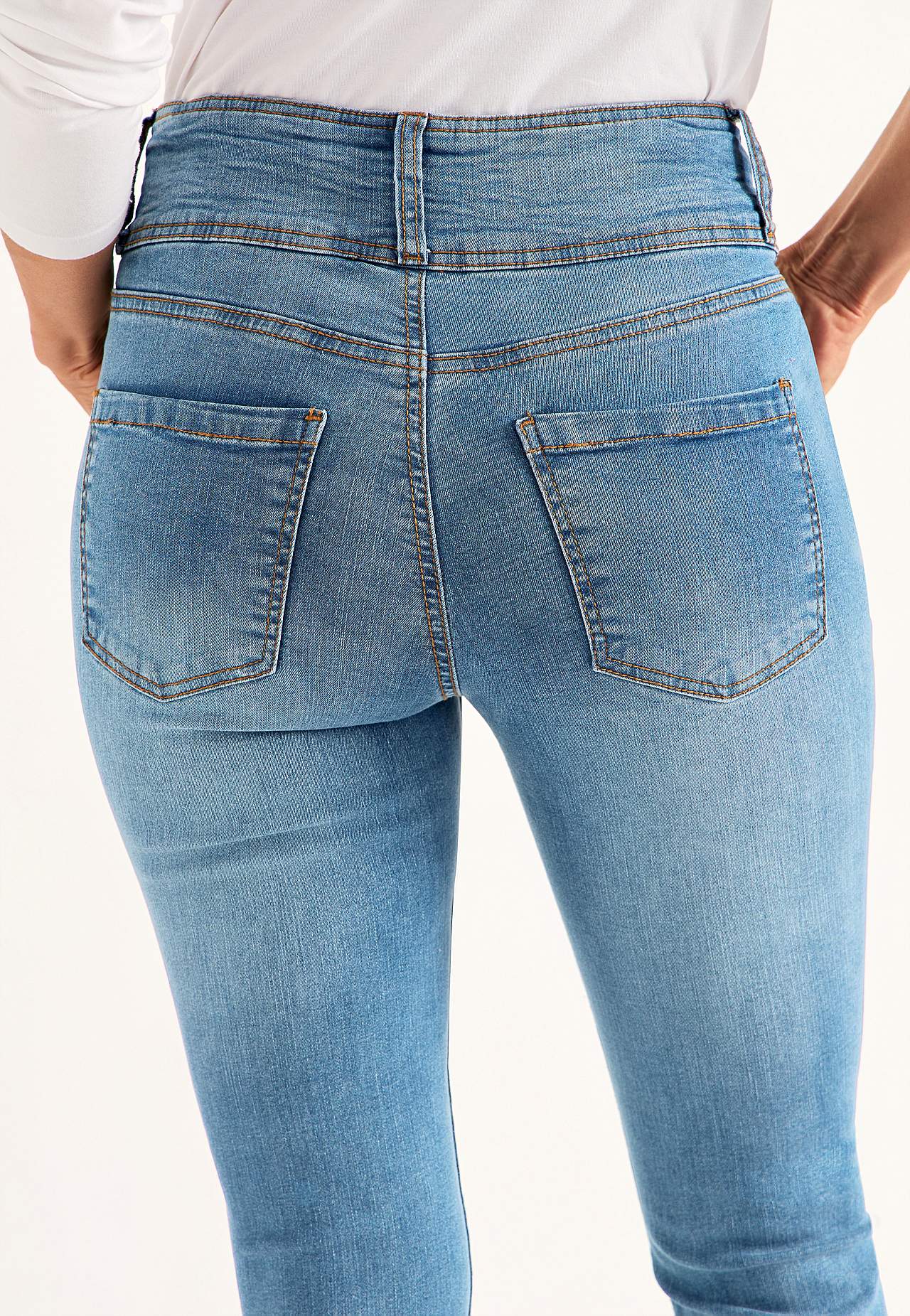 Jeansy bootcut z wysokim stanem Jennifer