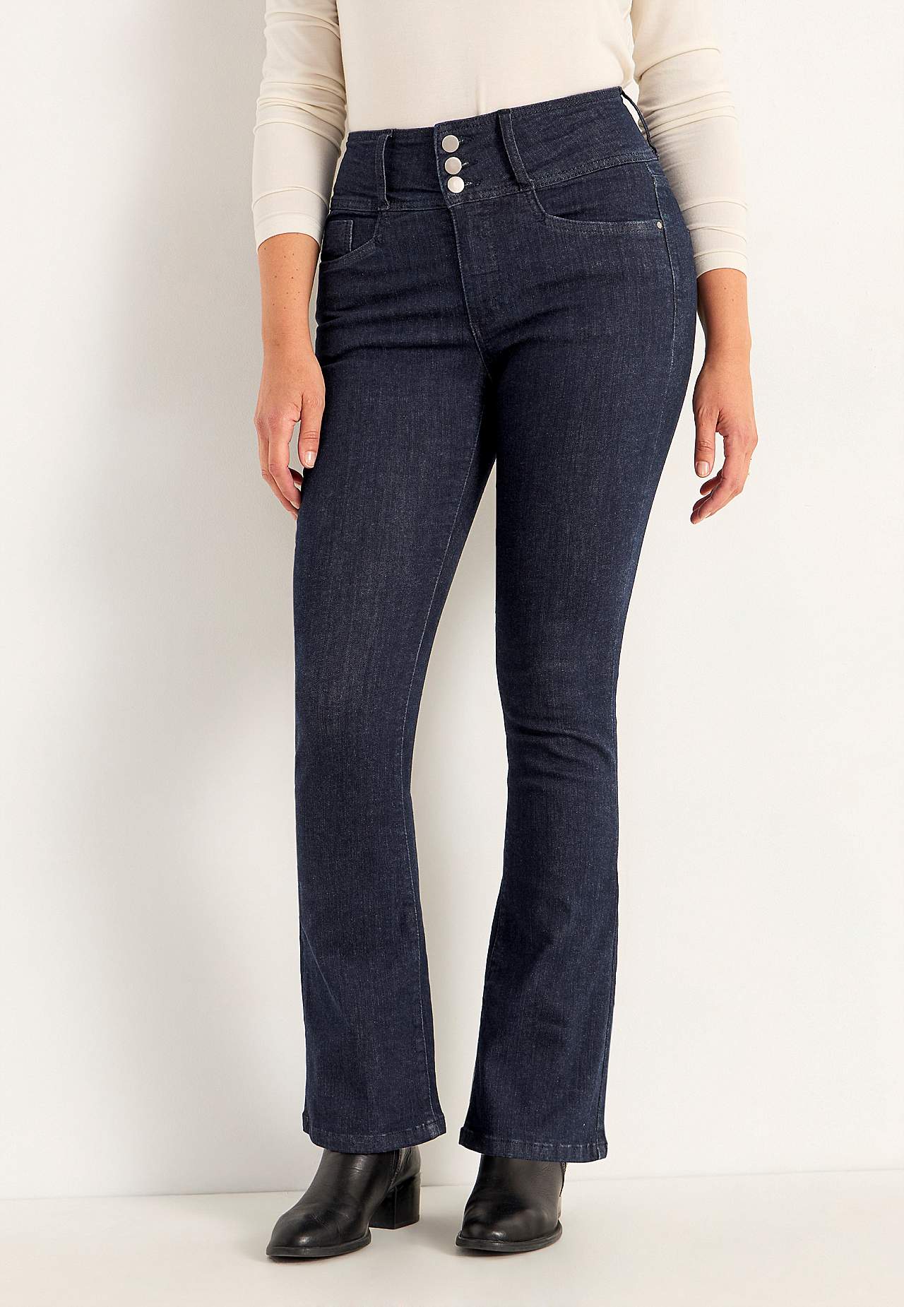 Jeansy bootcut z wysokim stanem