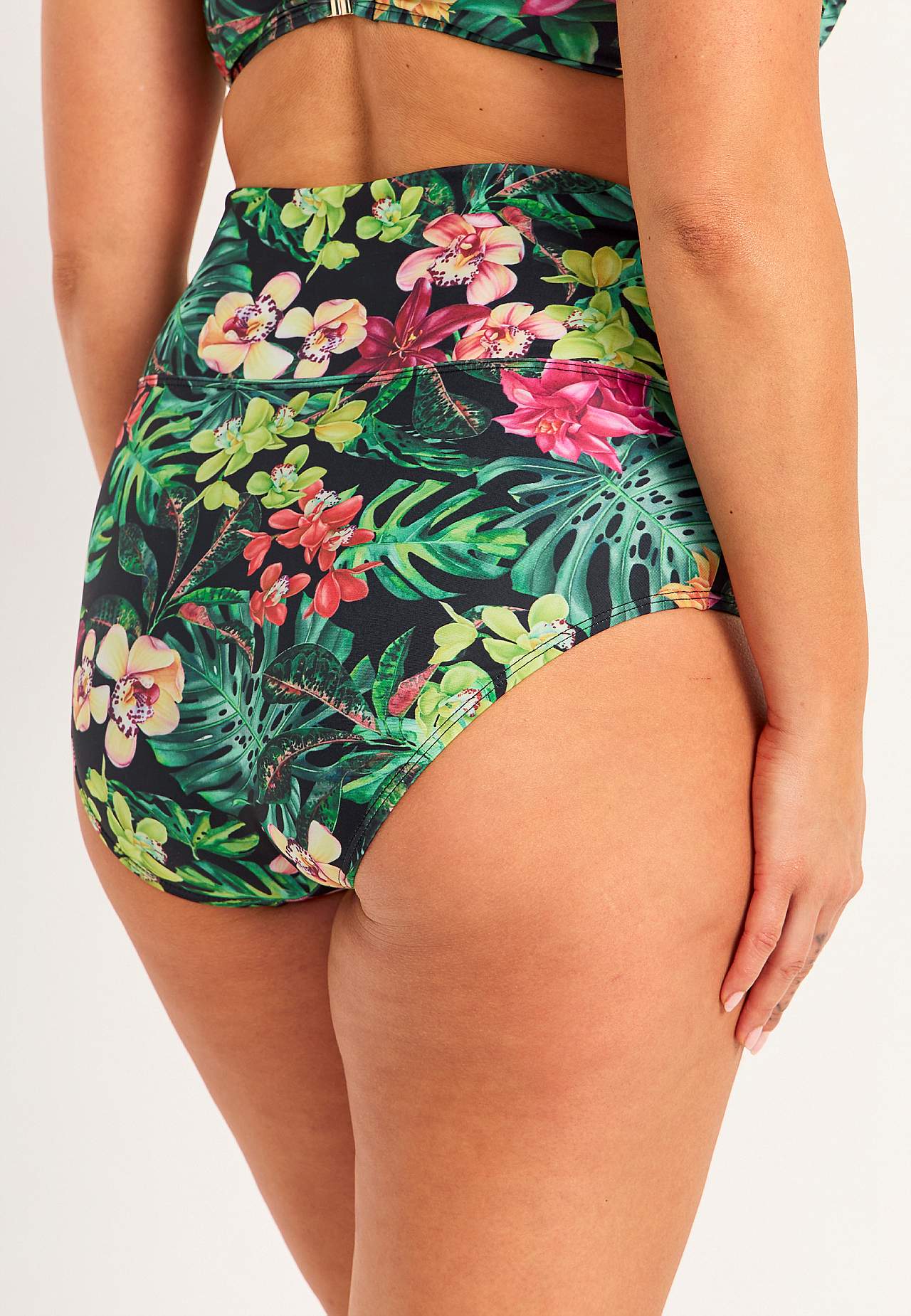 Majtki do bikini ze składaną krawędzią w talii
