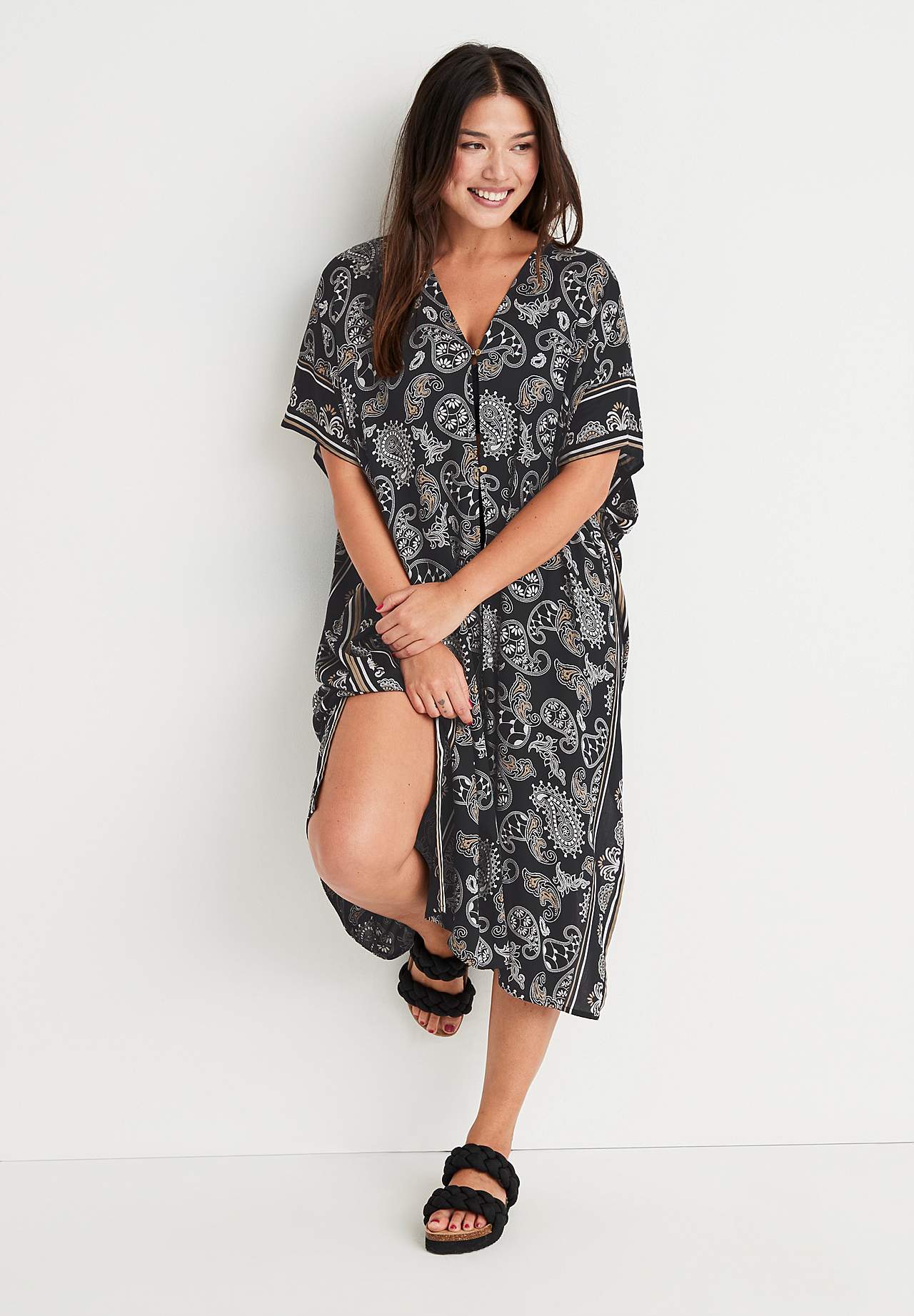Kaftan na plażę z guzikami