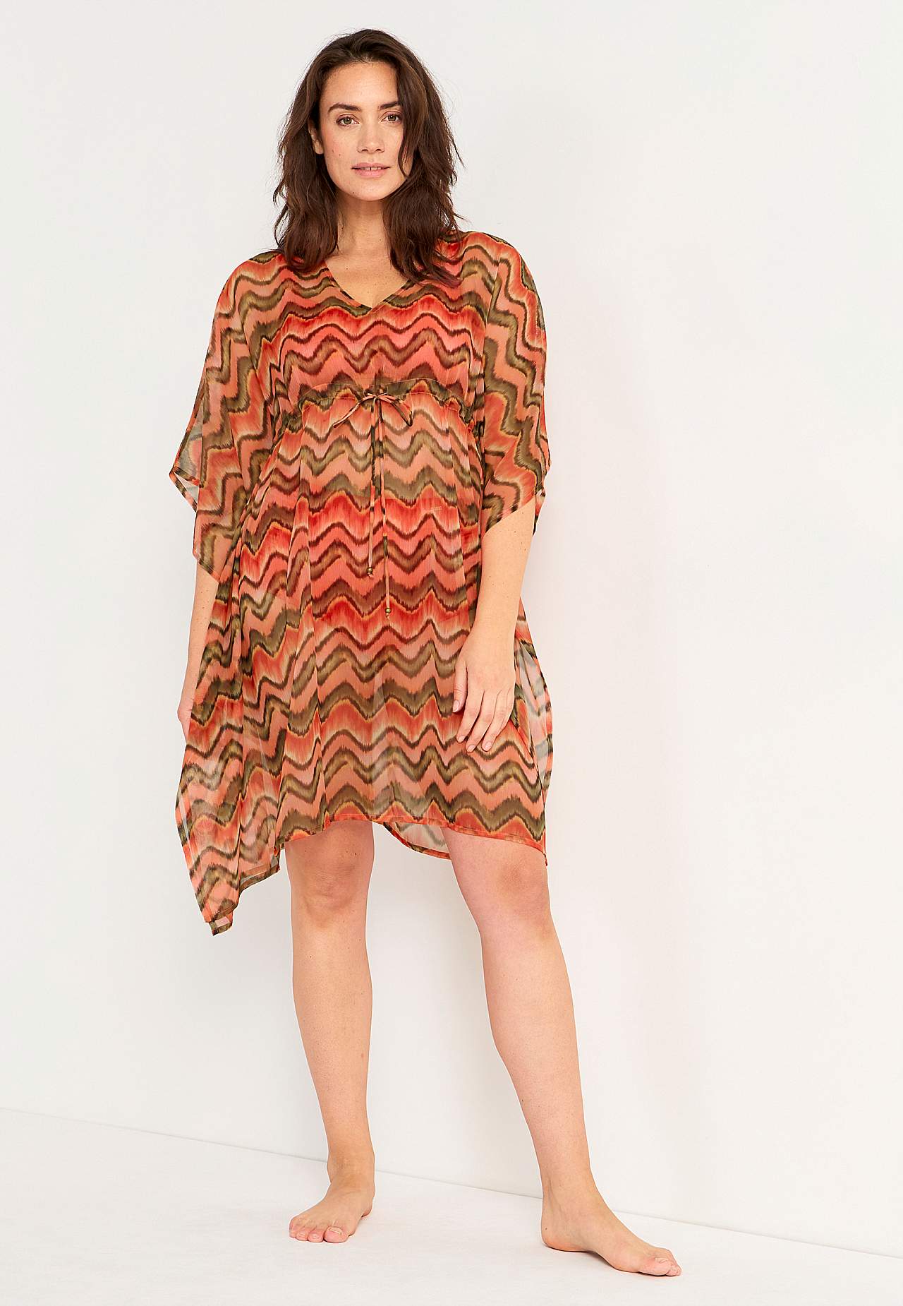 Wzorzysty kaftan na plażę