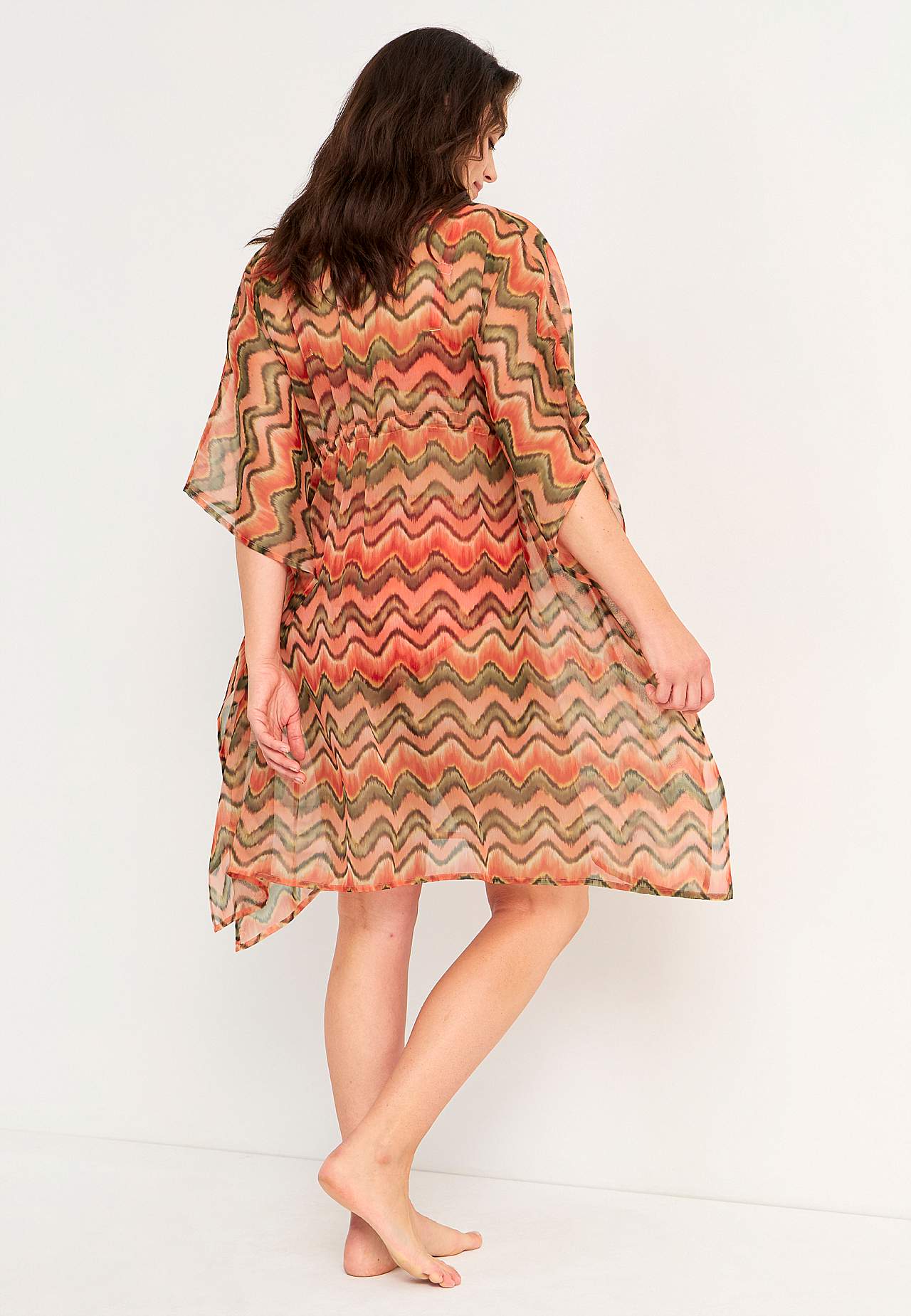 Wzorzysty kaftan na plażę