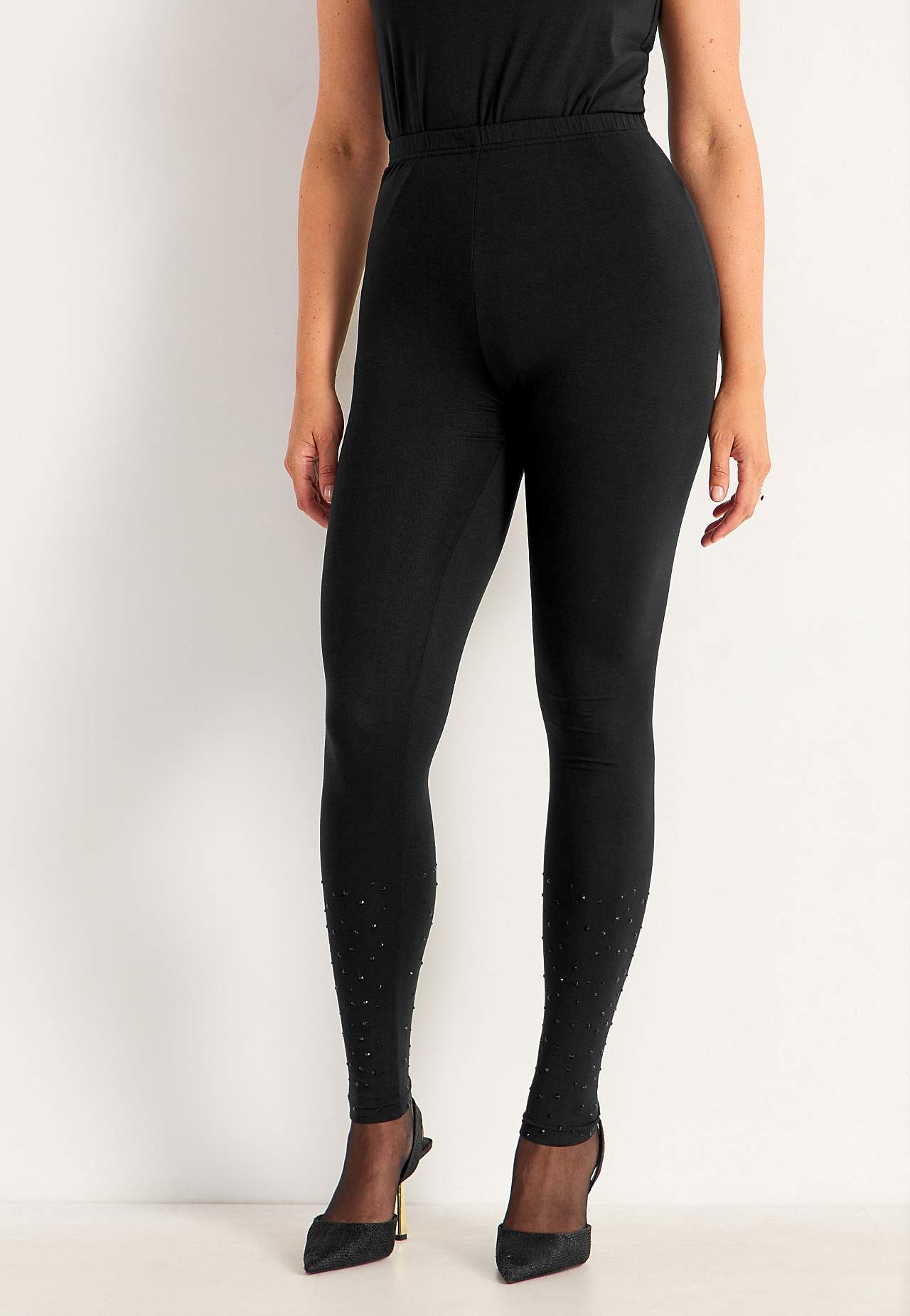 Legginsy z błyszącymi detalami