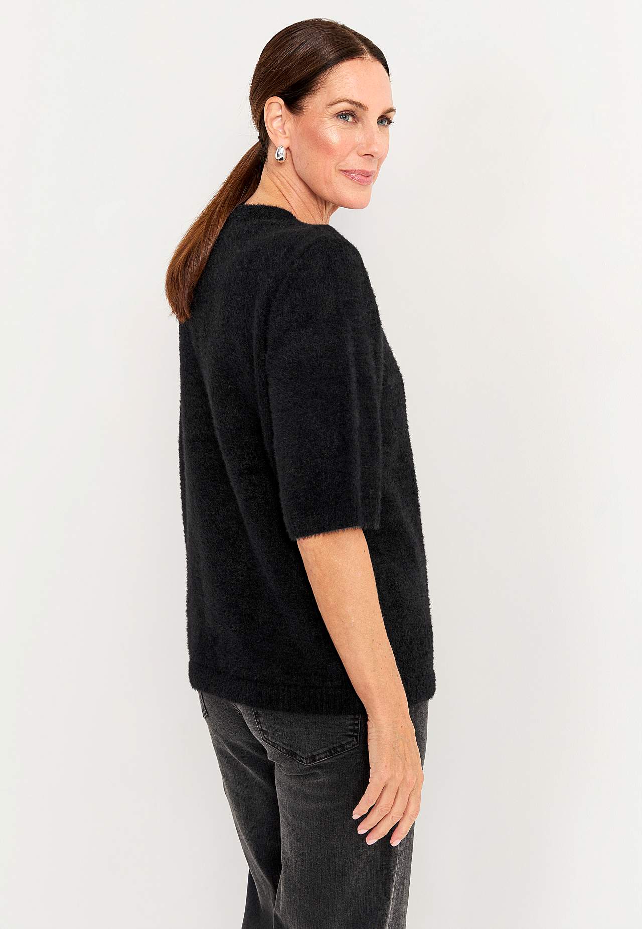 Dzianinowy sweter z krótkim rękawem