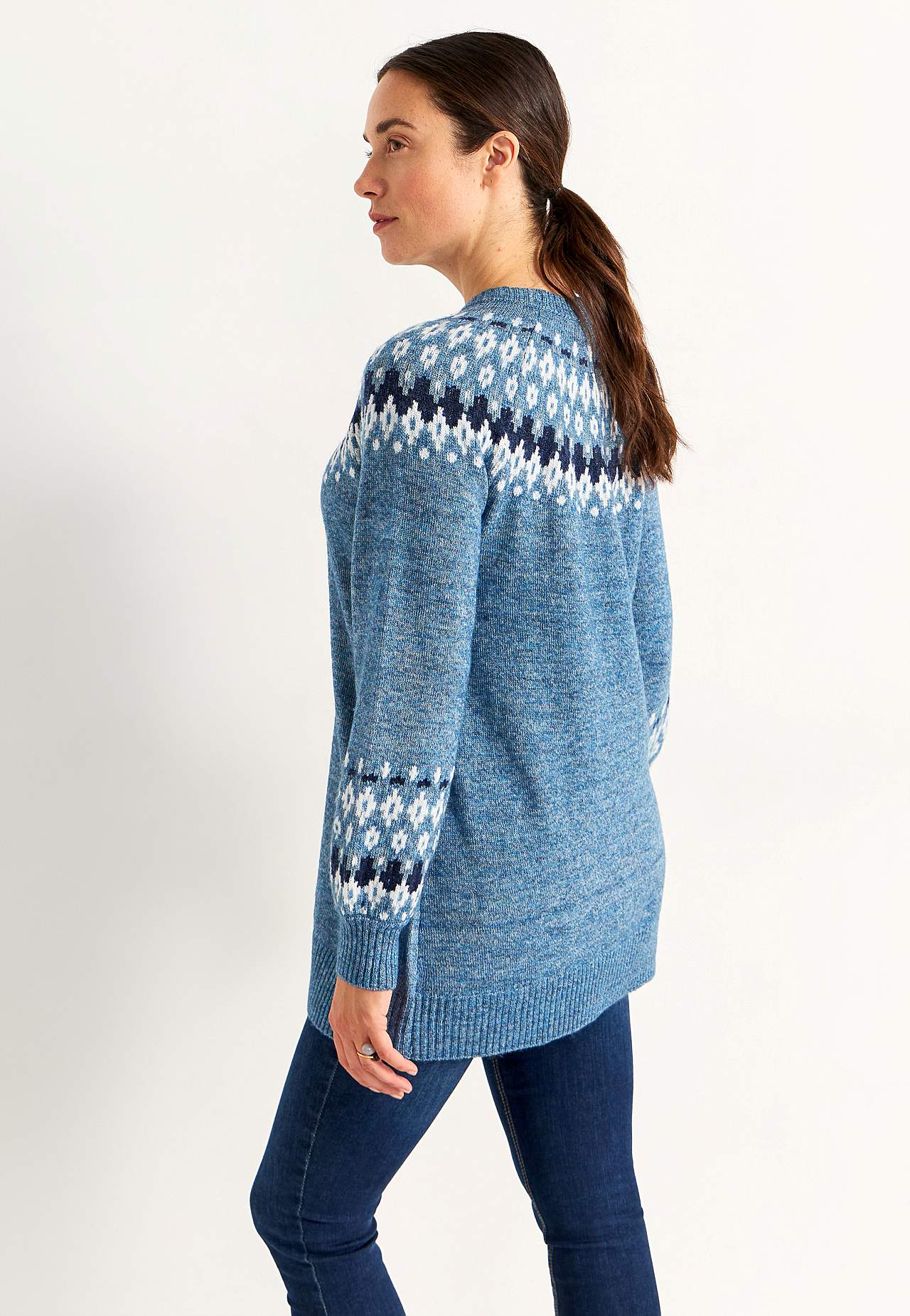 Dzianinowy sweter we wzorze żakardowym