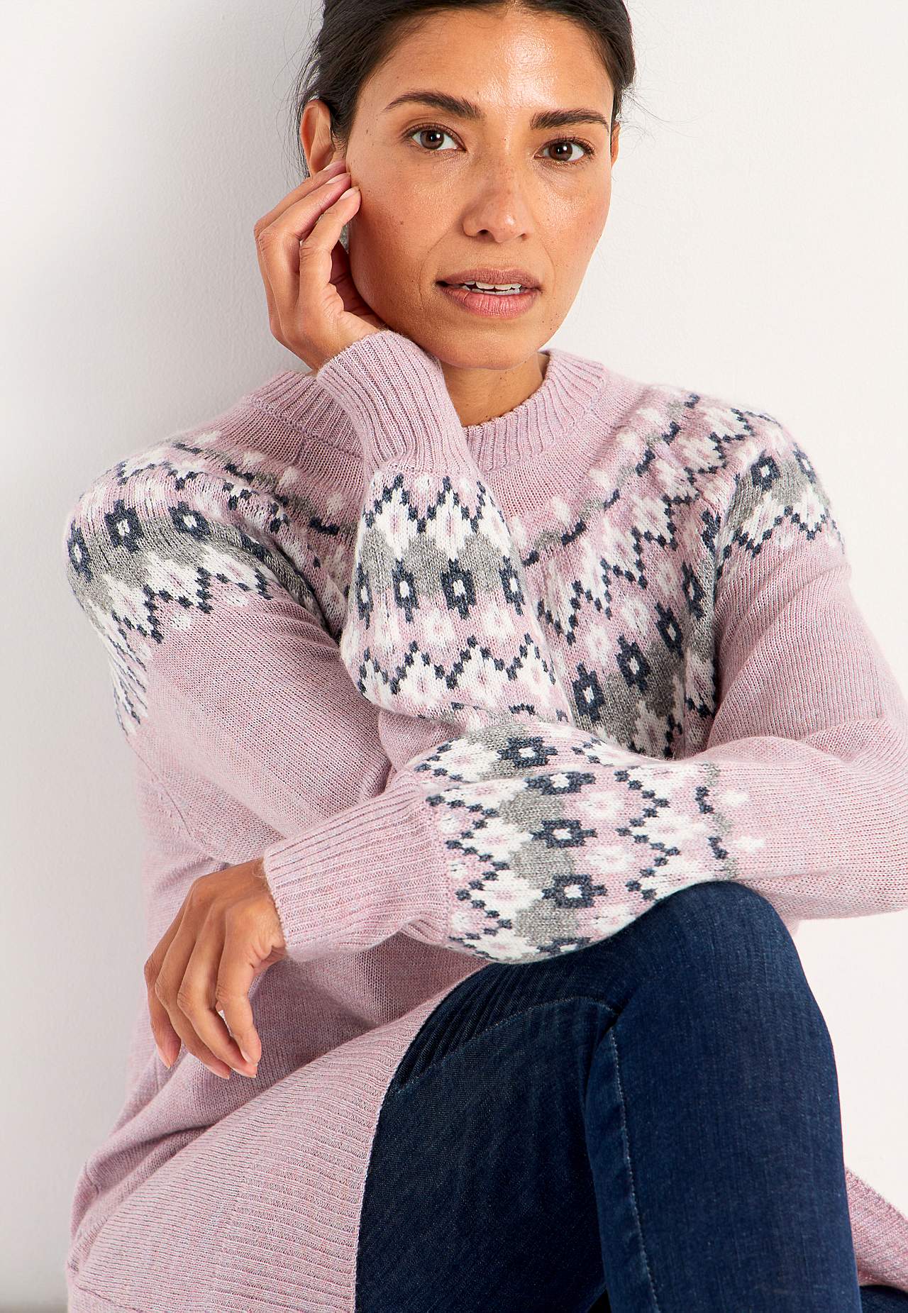 Dzianinowy sweter we wzorze żakardowym