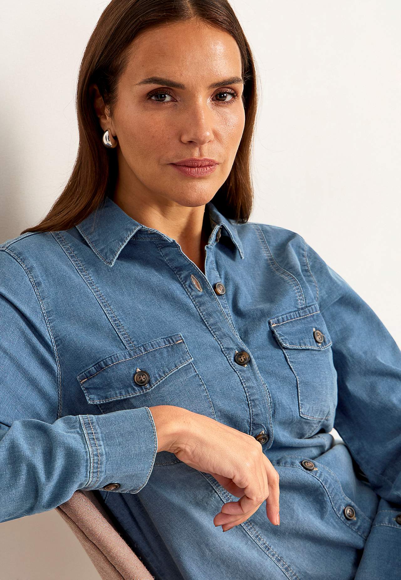 Elastyczna sukienka jeansowa