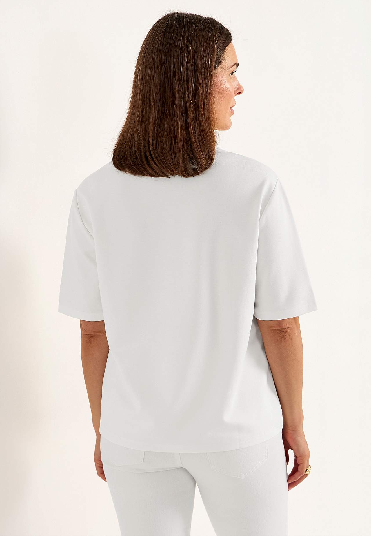 T-shirt z trudnego trykotu