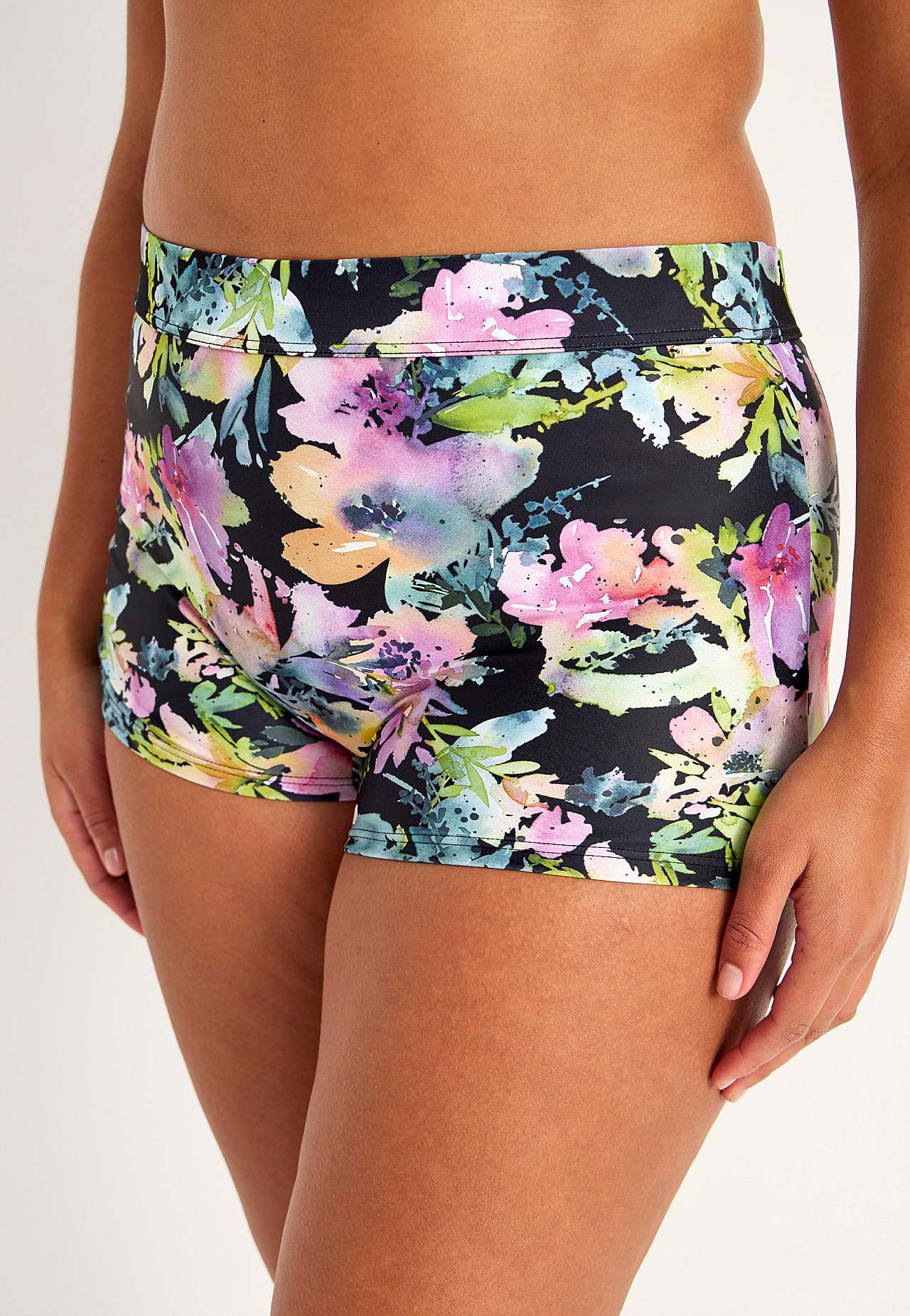 Dół bikini z krótką nogawką