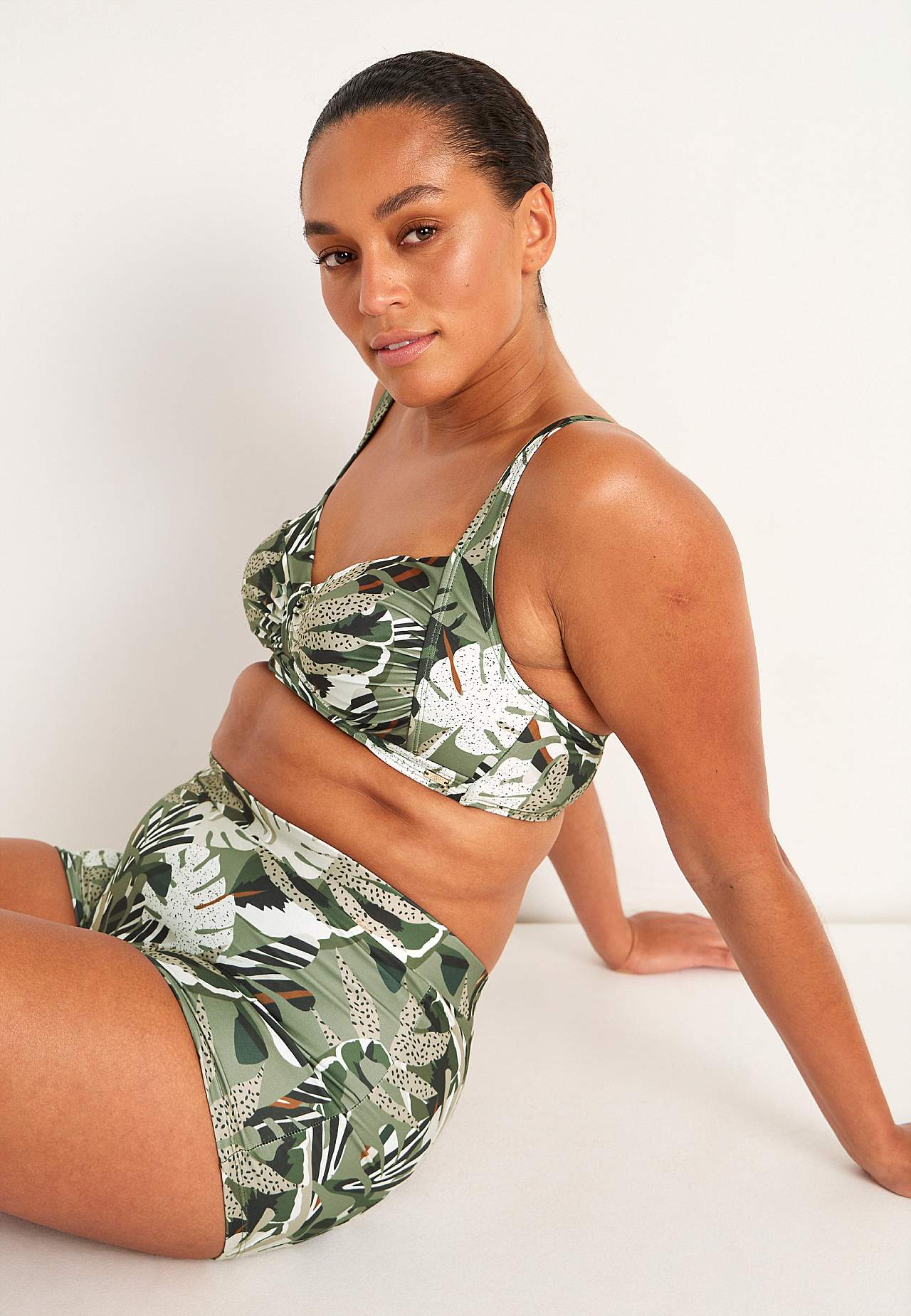 Bezprzewodowy biustonosz bikini