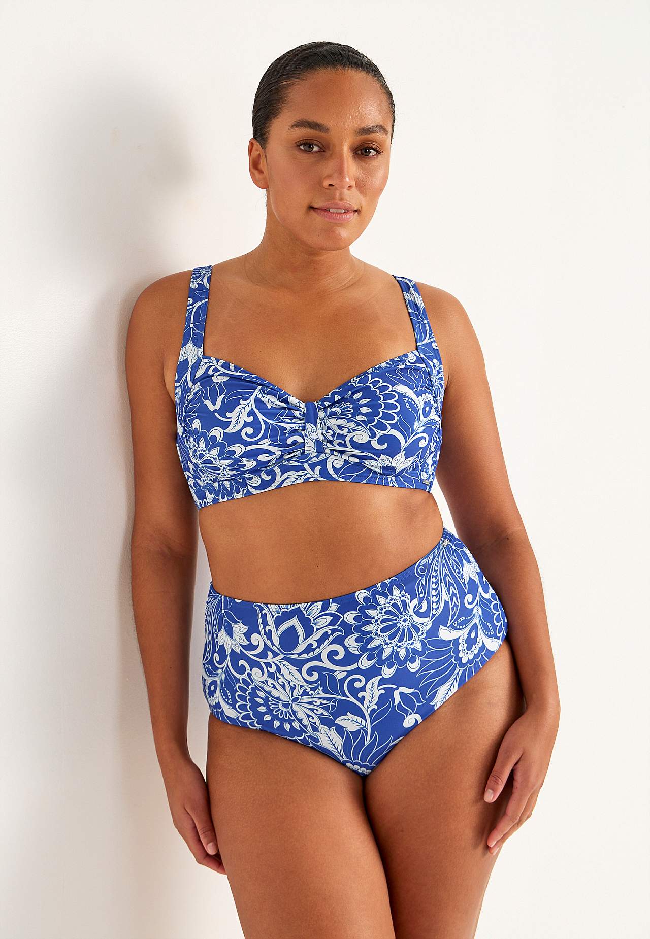 Bezprzewodowy biustonosz bikini