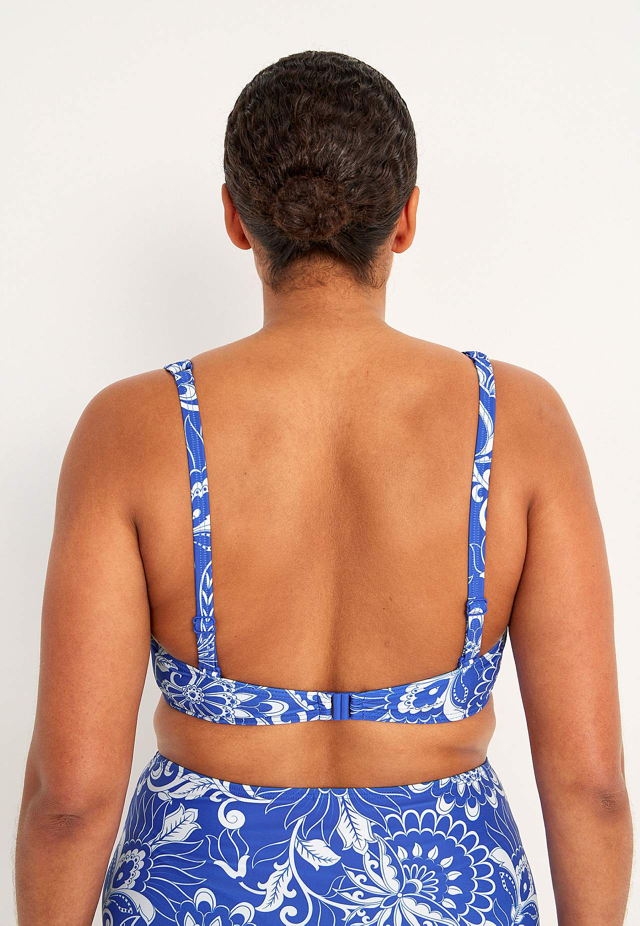 Bezprzewodowy biustonosz bikini