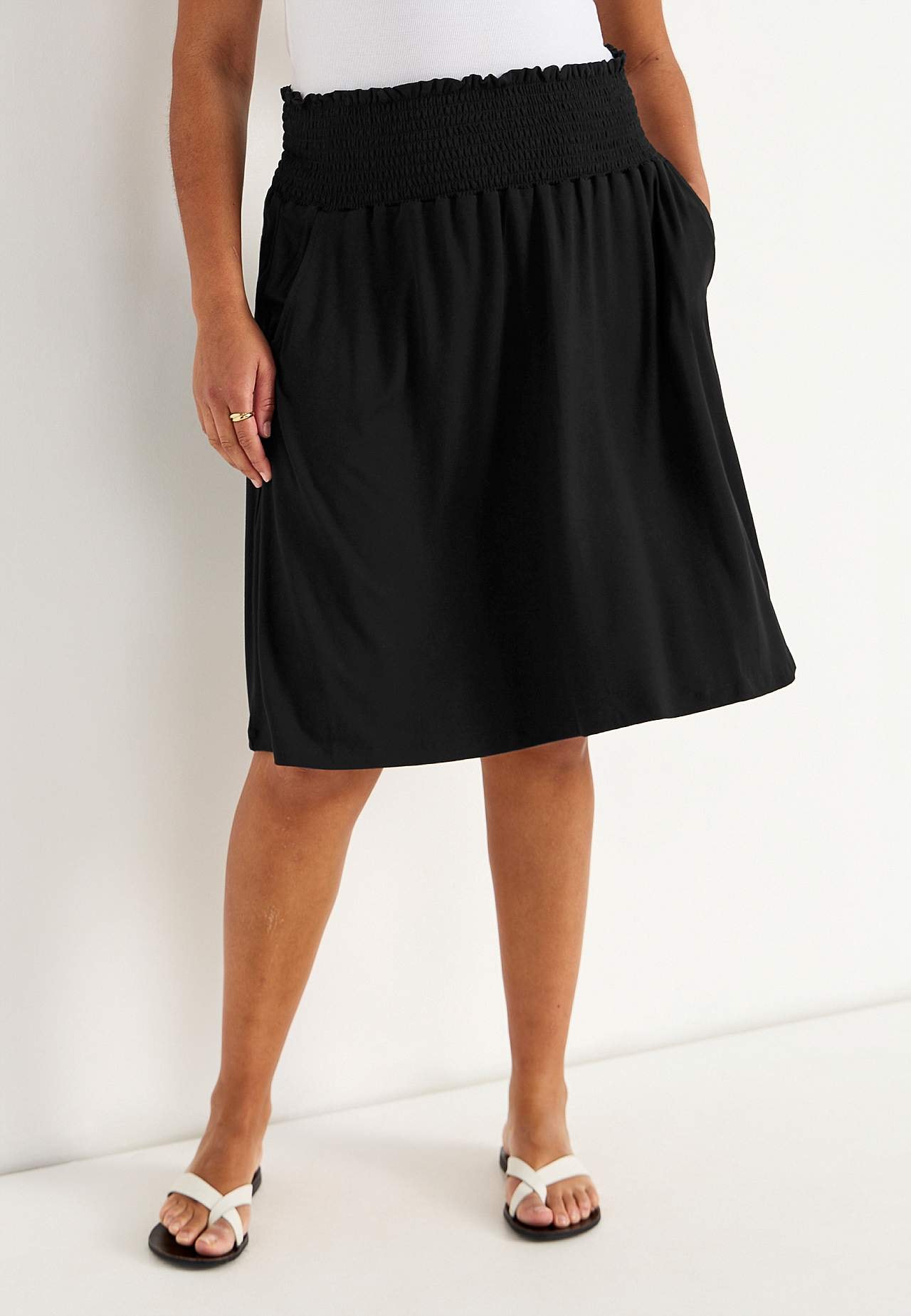 Spódnica z dżerseju z kieszeniami