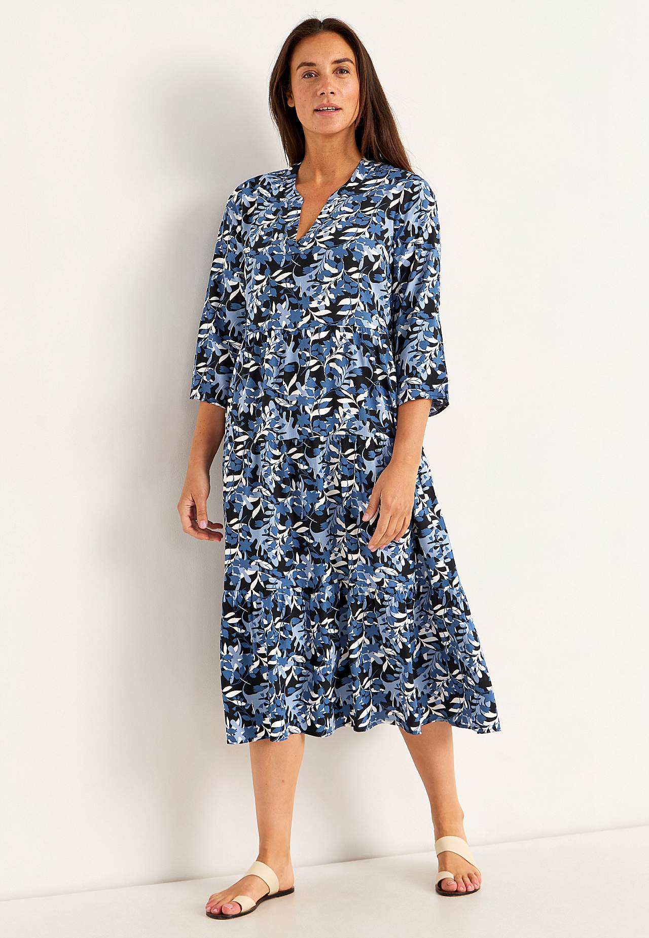 Sukienka z falbankami