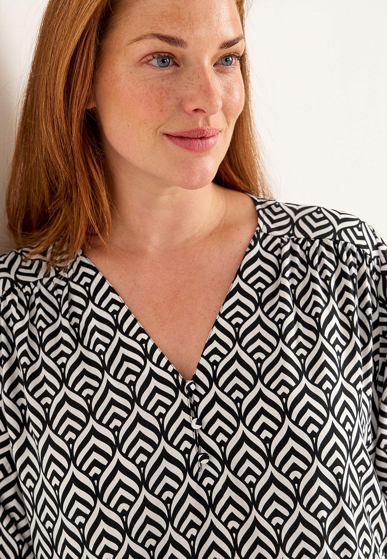 Wzorzysta sukienka